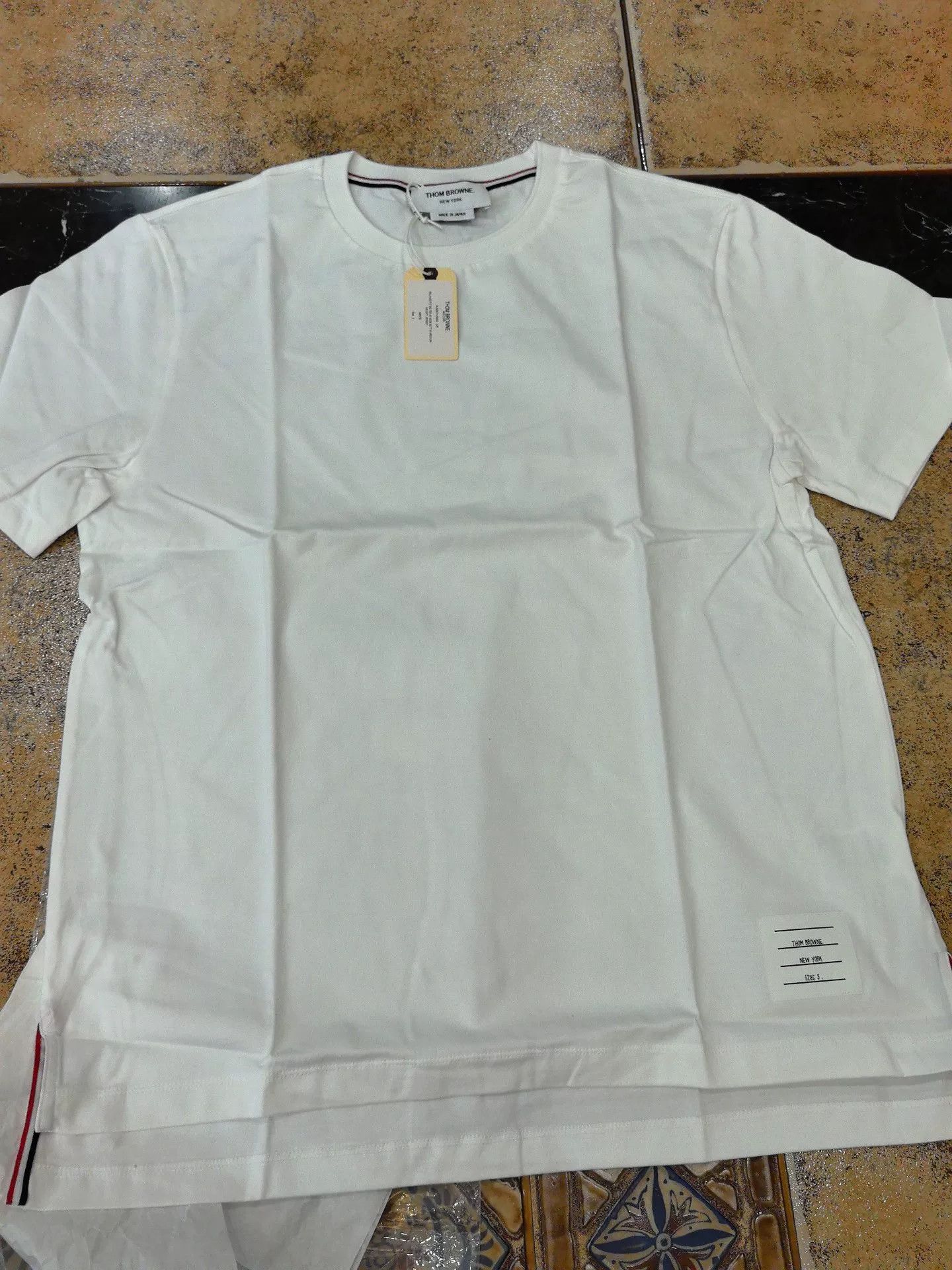 Thom Browne THOM BROWNE White Short-Sleeve T-Shirt Size US L / EU 52-54 / 3 - 3 Thumbnail