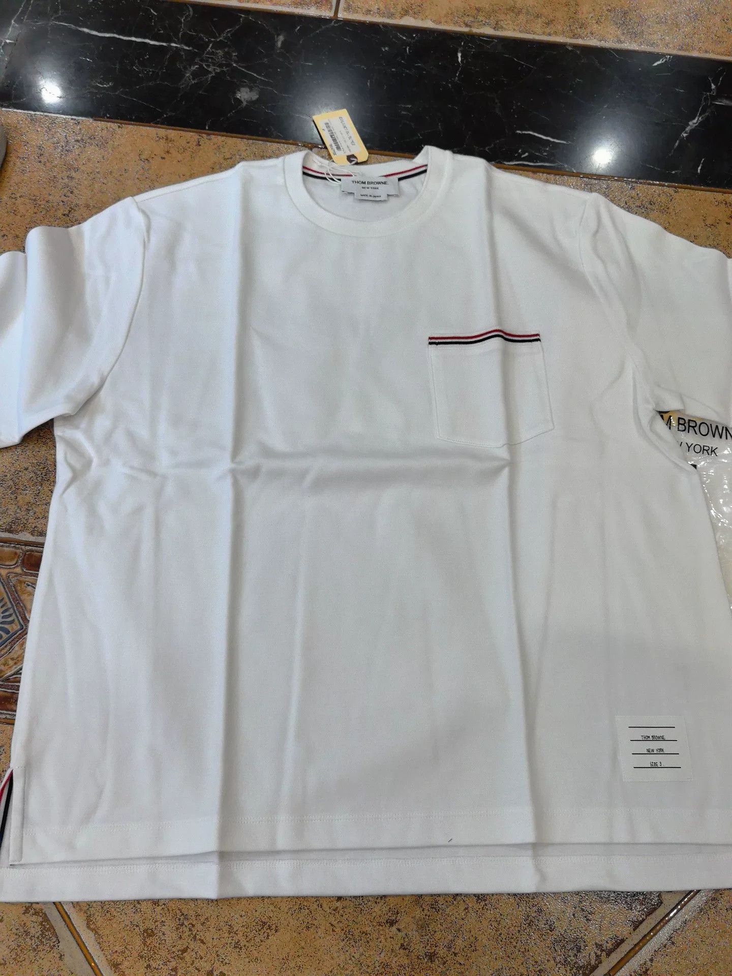 Thom Browne THOM BROWNE White Short-Sleeve T-Shirt Size US L / EU 52-54 / 3 - 2 Thumbnail