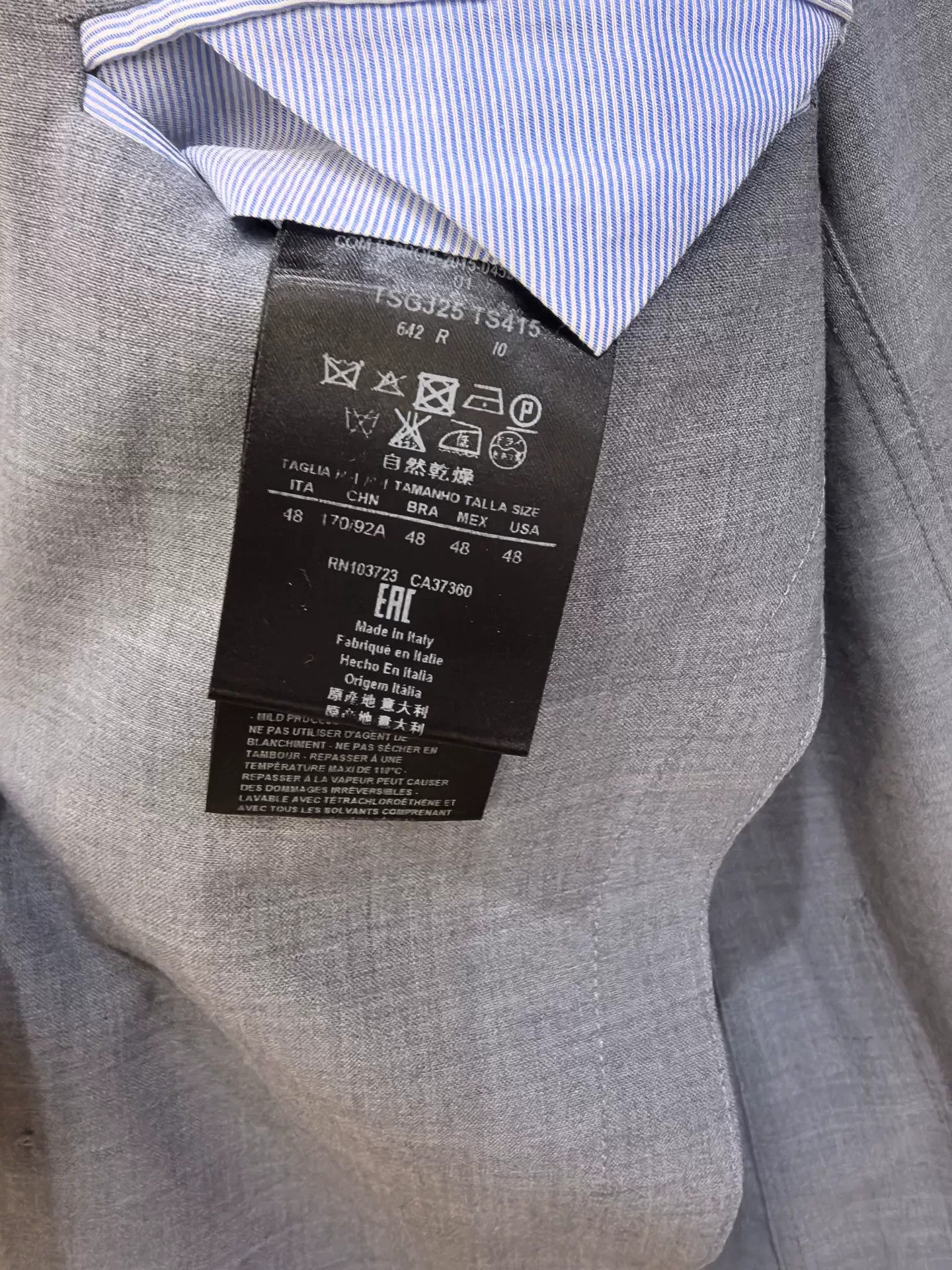 Giorgio Armani Giorgio Armani Gray Suit Jacket 48 Size US M / EU 48-50 / 2 - 4 Thumbnail