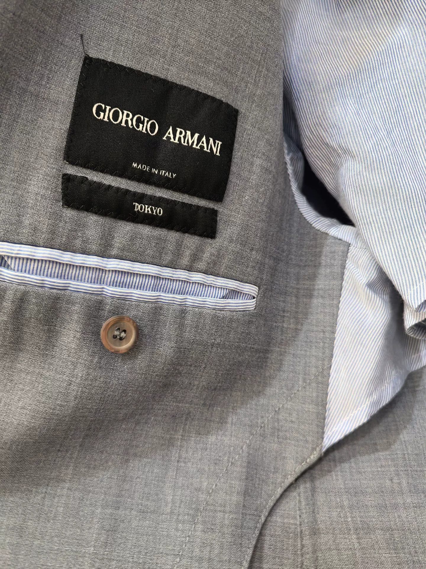 Giorgio Armani Giorgio Armani Gray Suit Jacket 48 Size US M / EU 48-50 / 2 - 3 Thumbnail