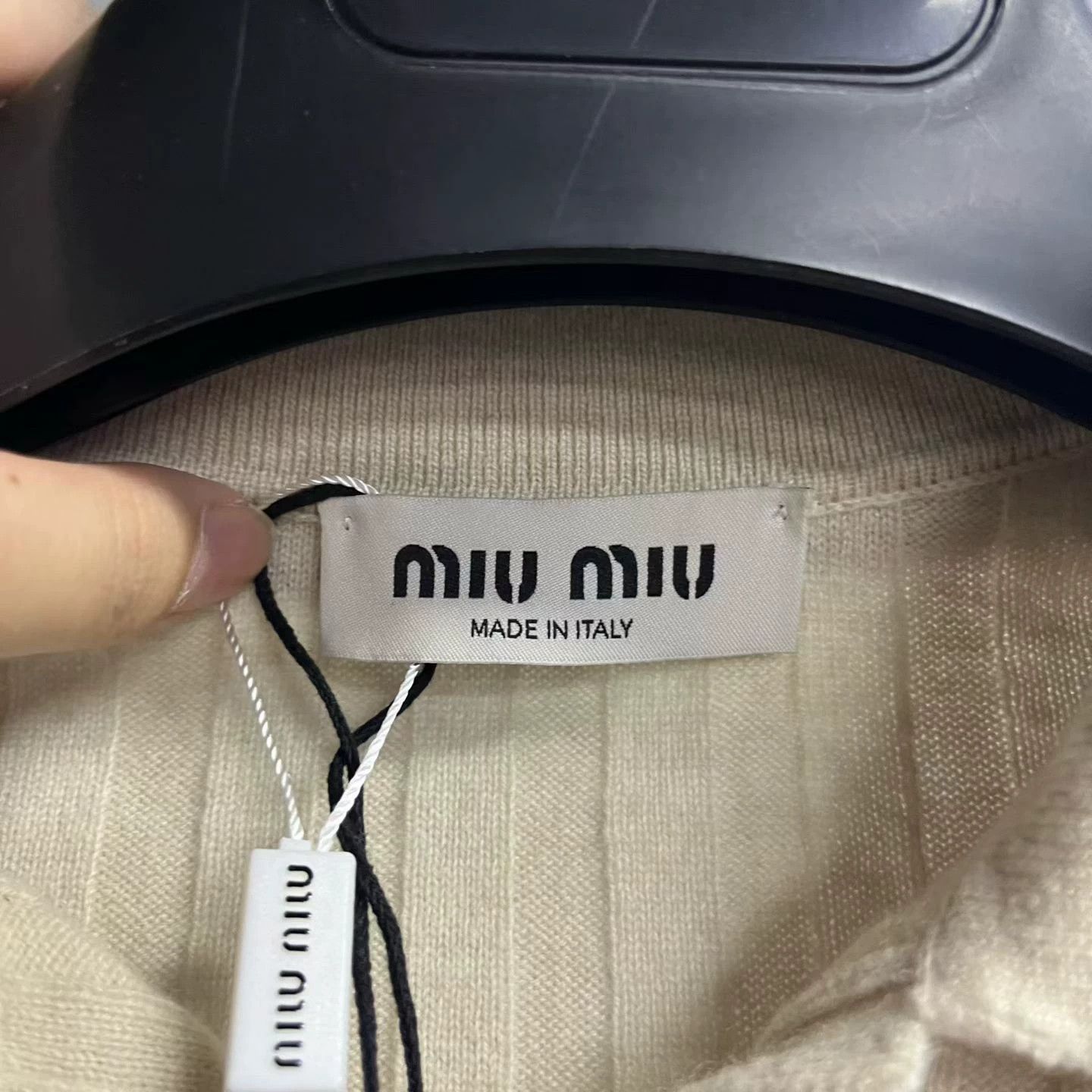 Miu Miu Miu Miu Retro Printed Beige Hoodie 36 Men Size US S / EU 44-46 / 1 - 2 Thumbnail
