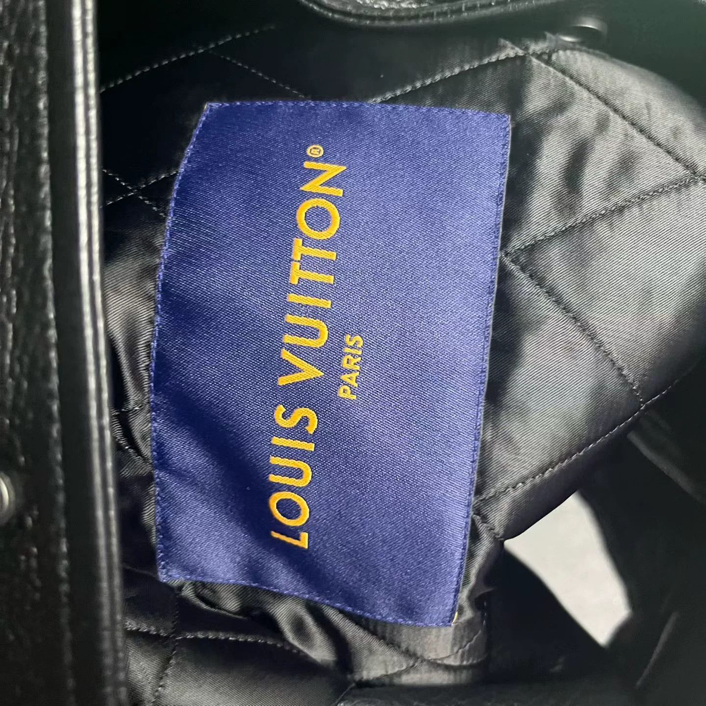 Louis Vuitton Louis Vuitton Multi Designer Casual Size 3XL / US 20-22 - 2 Thumbnail