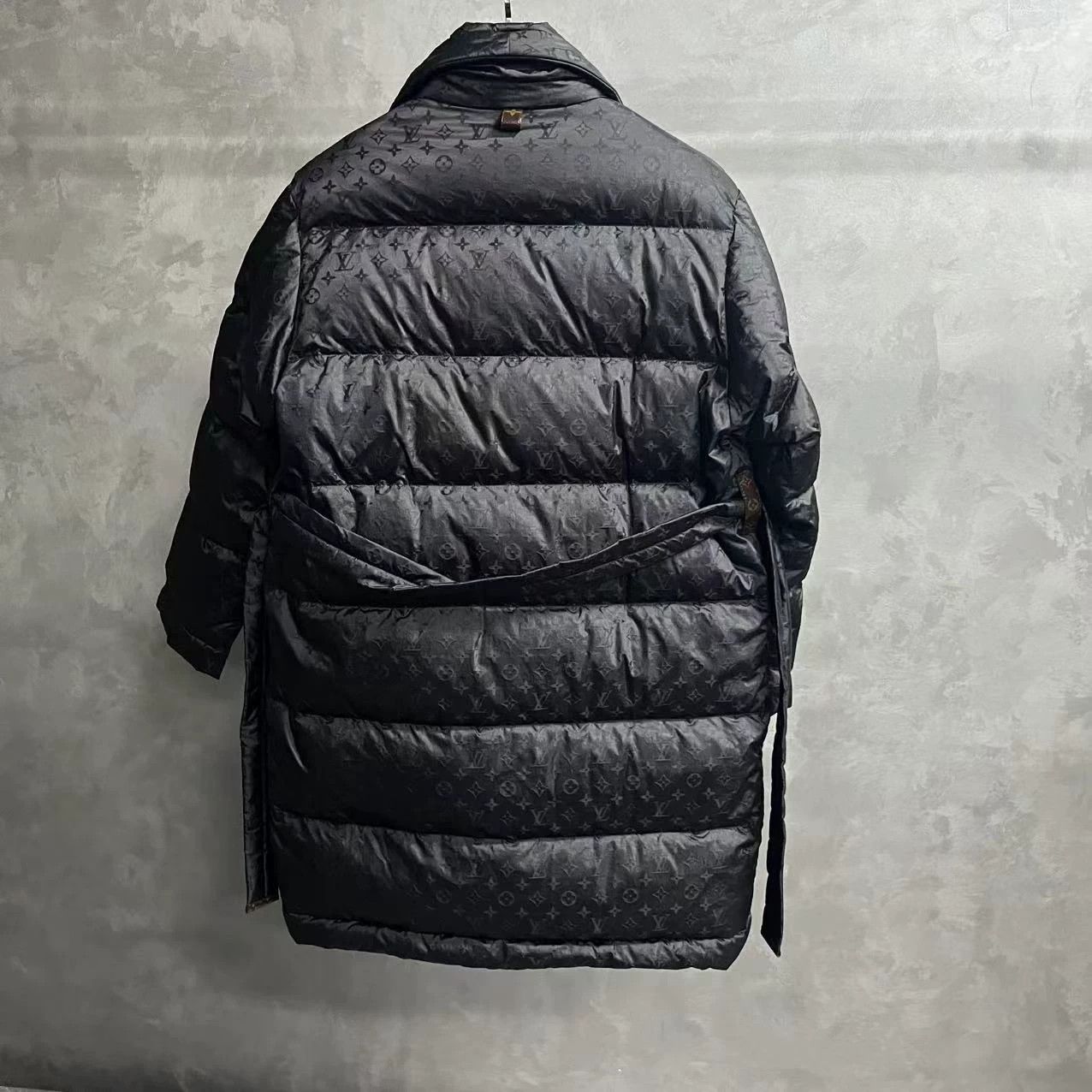 Louis Vuitton Louis Vuitton Black Coat Outerwear Size XXS / US 00 / IT 34 - 5 Thumbnail
