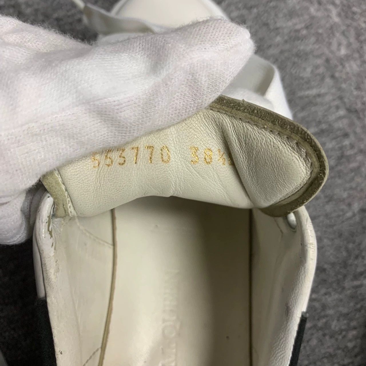 Alexander McQueen Alexander McQueen White Lowtop Sneakers 35.5 Women Size US 5 / IT 35 - 5 Thumbnail