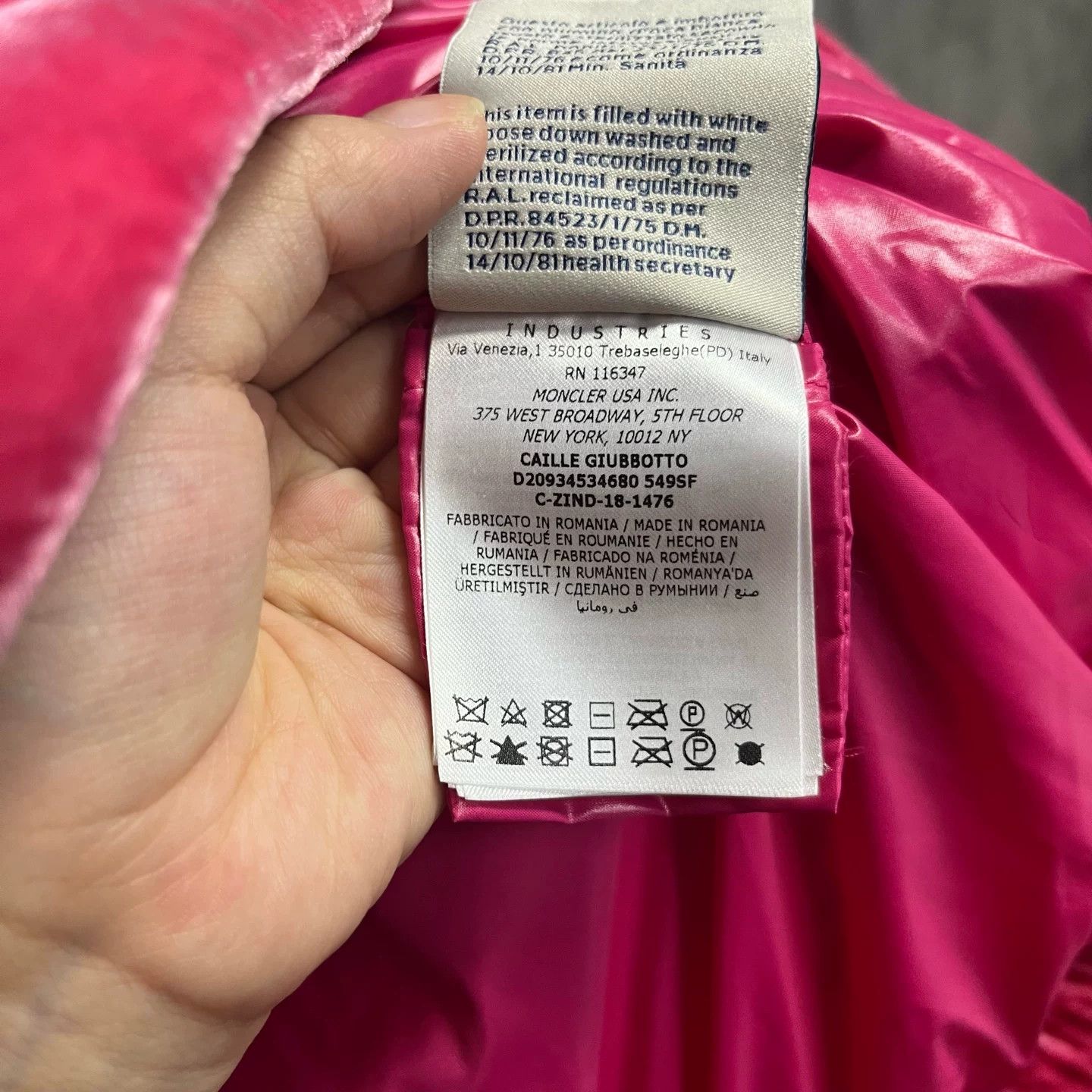 Moncler Moncler Retro Pink Down Jacket 2 Women Size XS / US 0-2 / IT 36-38 - 4 Thumbnail