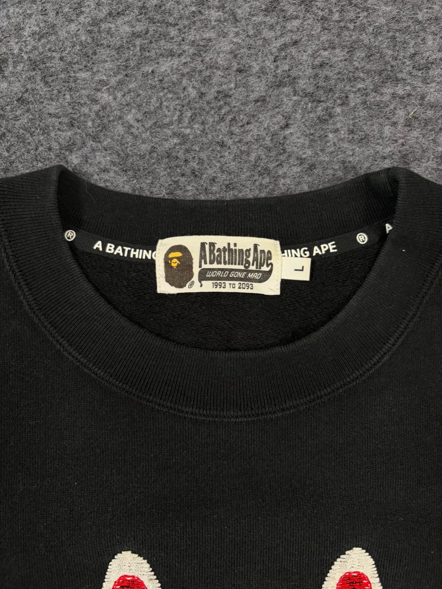 Bape Bape Multi Shark Sweatshirt Pullover Size US L / EU 52-54 / 3 - 3 Thumbnail