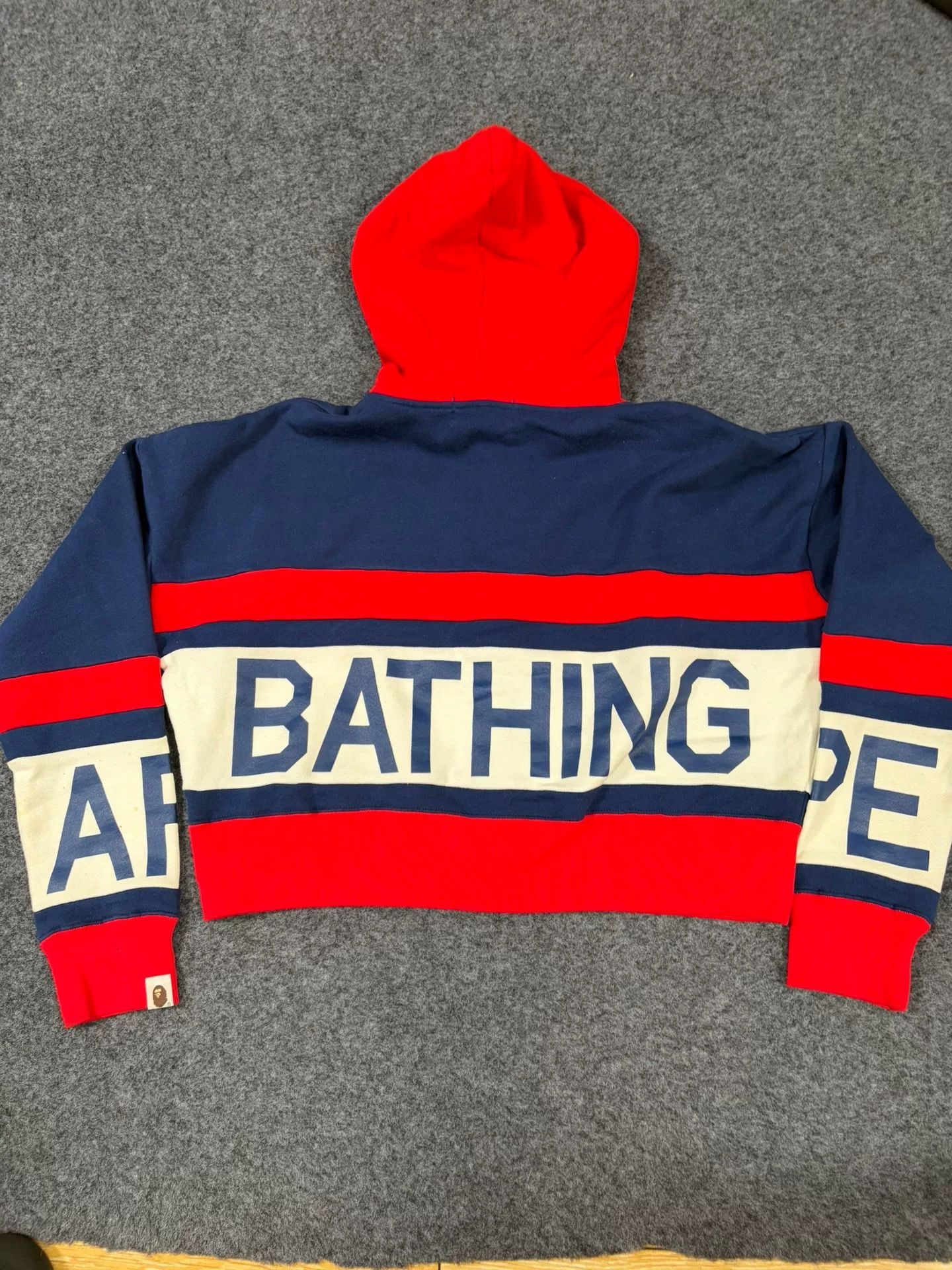 Bape Bape Multi Glow Sweatshirt Pullover Size US S / EU 44-46 / 1 - 2 Thumbnail