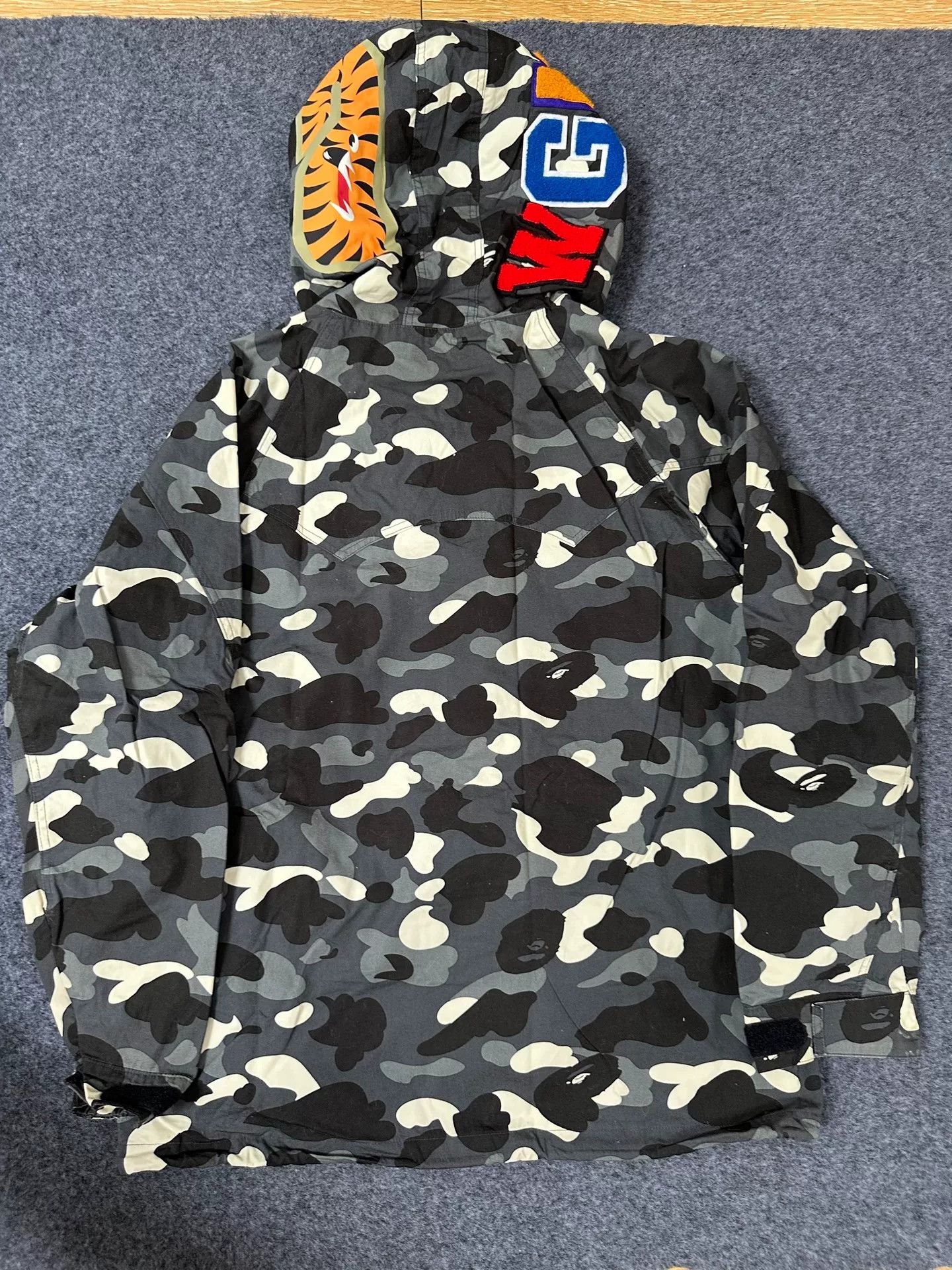 Bape Bape Multi Glow Jacket Outerwear Size US XL / EU 56 / 4 - 2 Thumbnail