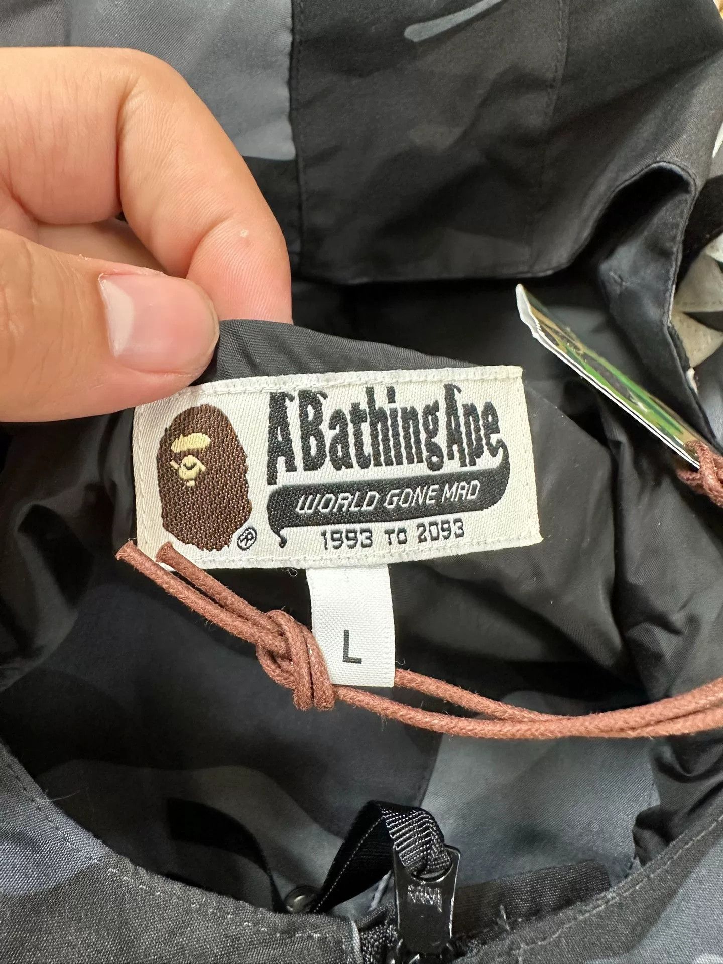 Bape Bape Multi Shark Jacket Outerwear Size US L / EU 52-54 / 3 - 3 Thumbnail