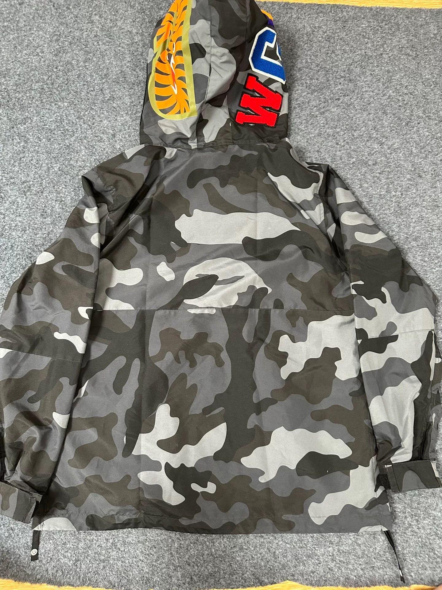 Bape Bape Multi Shark Jacket Outerwear Size US L / EU 52-54 / 3 - 2 Thumbnail
