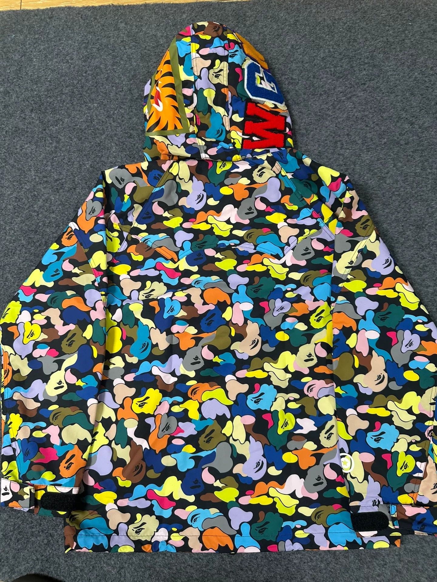 Bape Bape Multi Shark Jacket Outerwear Size US M / EU 48-50 / 2 - 2 Thumbnail