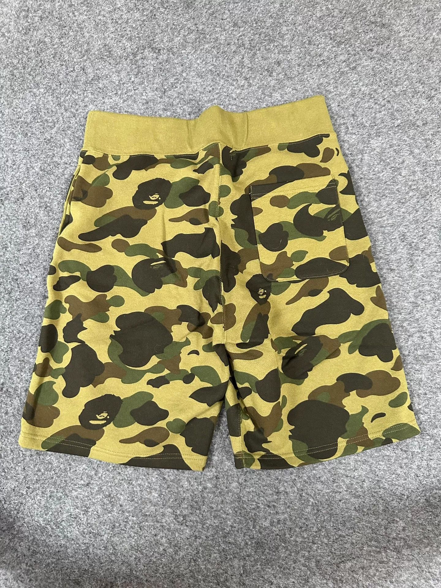 Bape Bape Multi Shark Shorts Designer Size US 34 / EU 50 - 2 Thumbnail