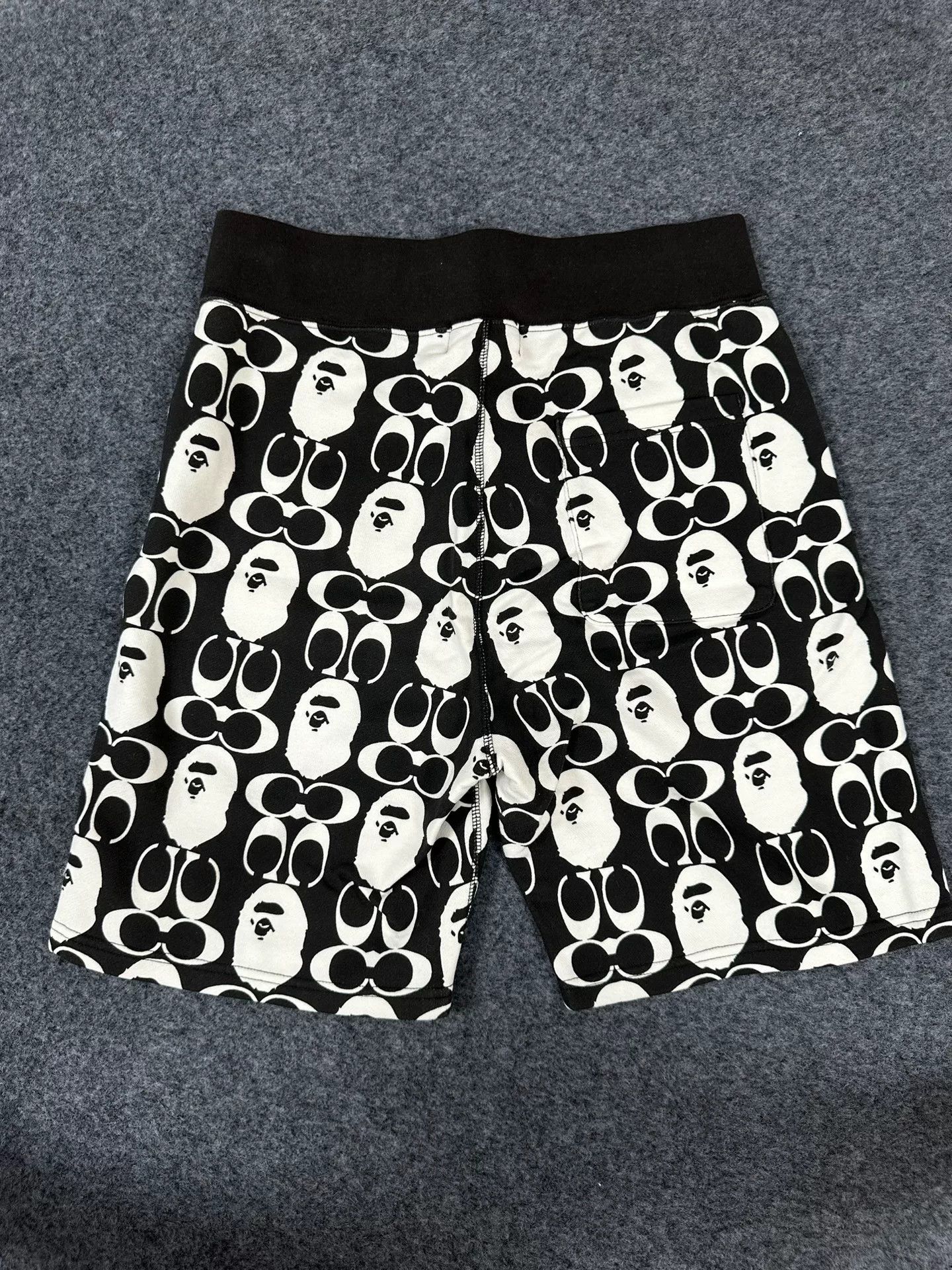 Bape Bape Multi Camo Shorts Designer Size US 32 / EU 48 - 2 Thumbnail