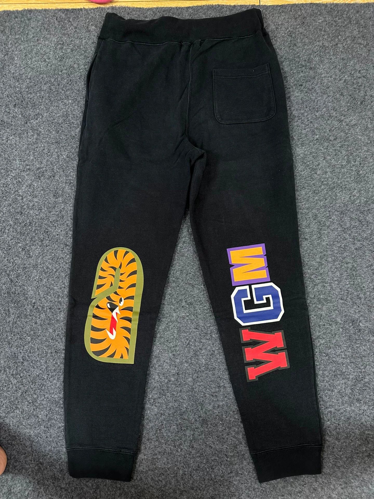 Bape Bape Multi Shark Pants Casual Designer Size US 32 / EU 48 - 2 Thumbnail