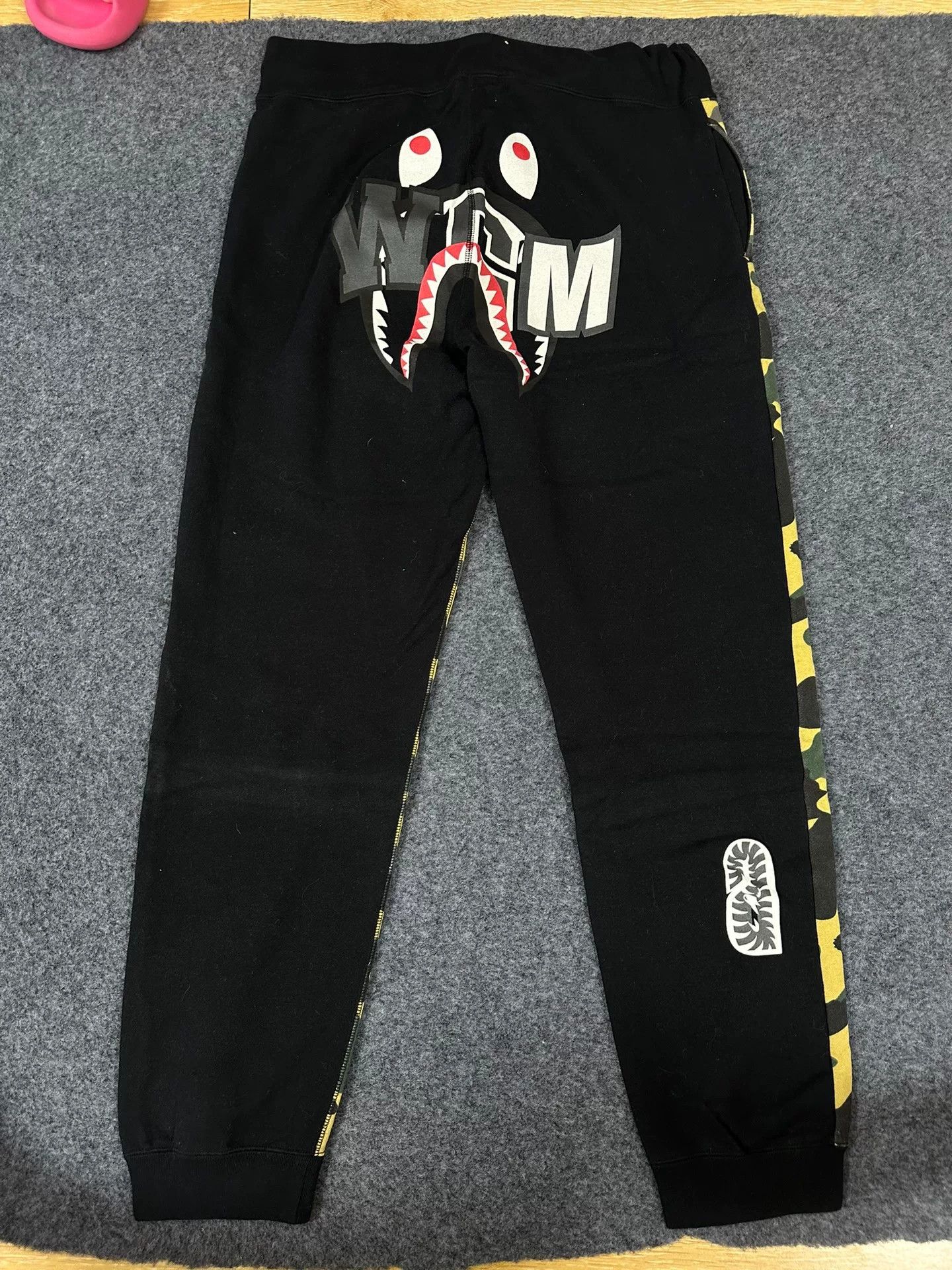 Bape Bape Multi Shark Pants Casual Designer Size US 38 / EU 54 - 2 Thumbnail