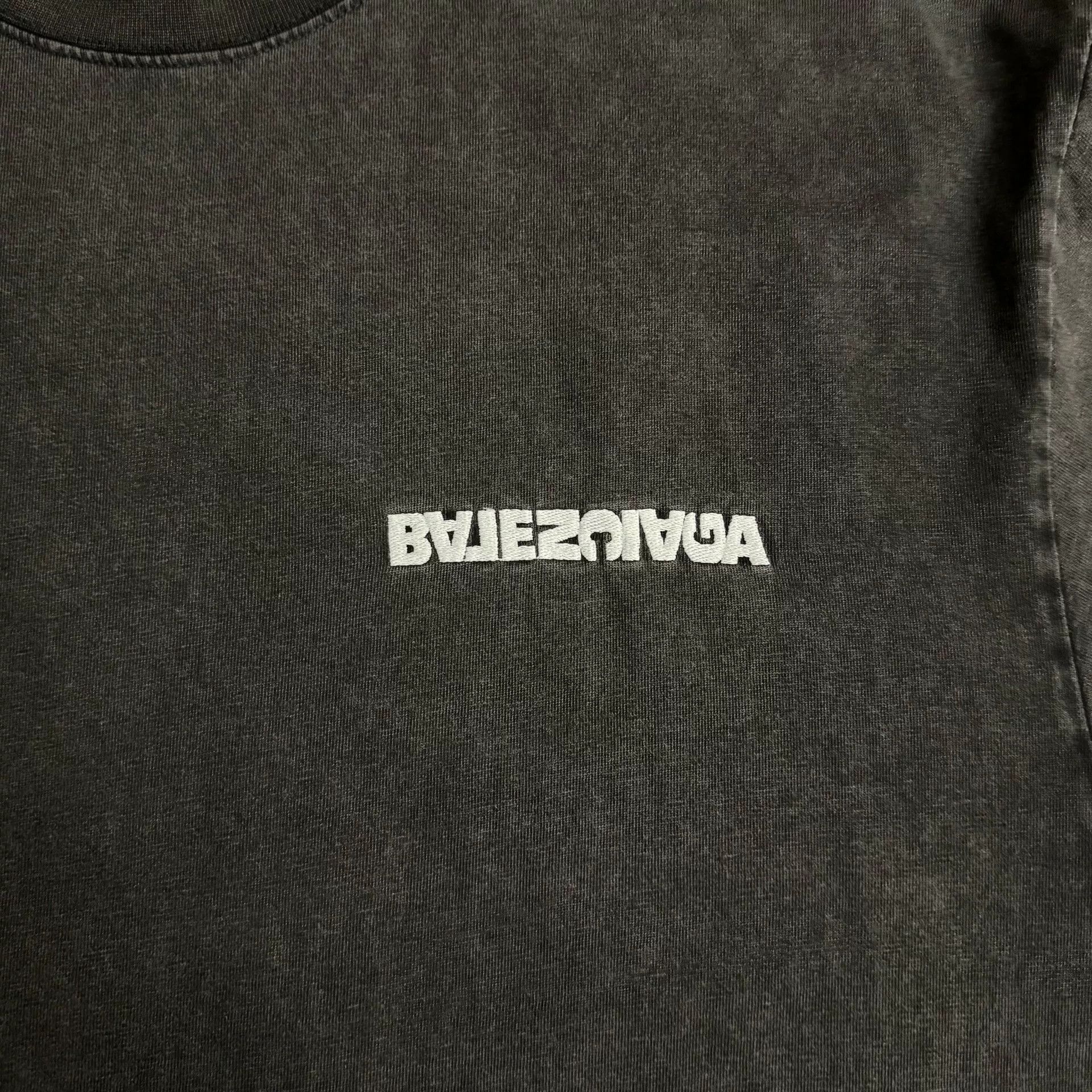 Balenciaga Balenciaga Reverse Embroidery Logo T-shirt Size US XS / EU 42 / 0 - 3 Thumbnail