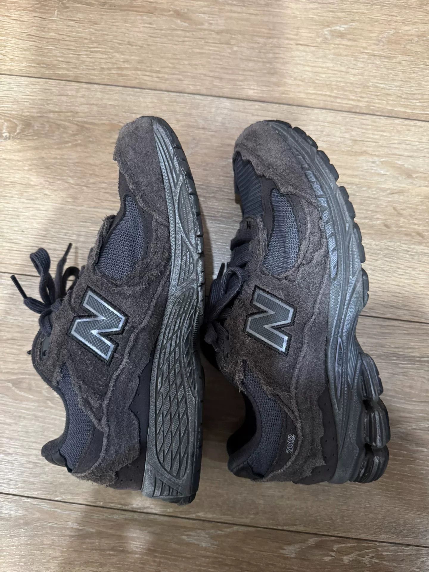 New Balance New Balance 2002r Retro Black Sneakers Size US 8.5 / EU 41-42 - 2 Thumbnail