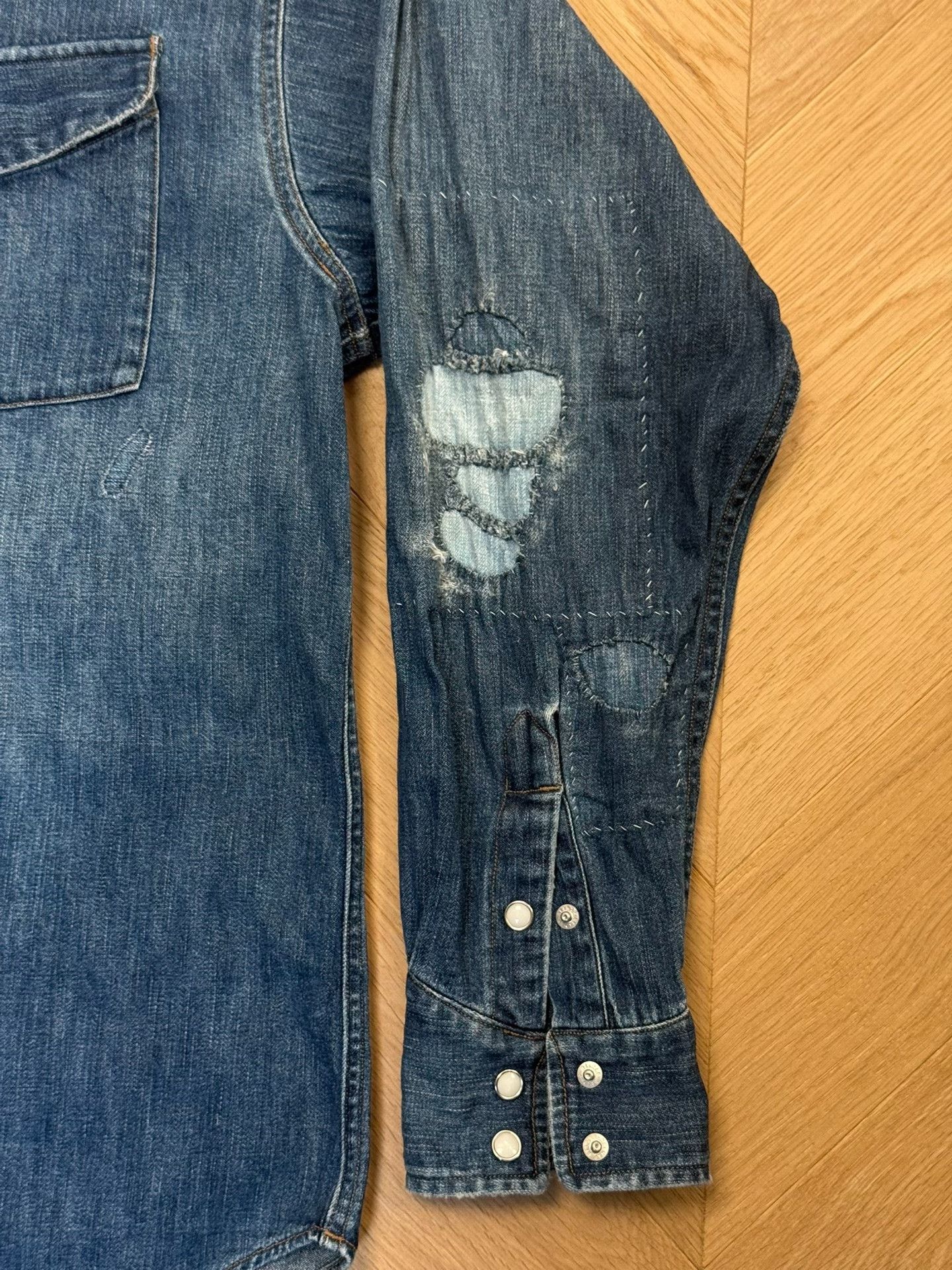Old Joe Old Joe Distressed Washed Denim Shirt Size US M / EU 48-50 / 2 - 6 Thumbnail