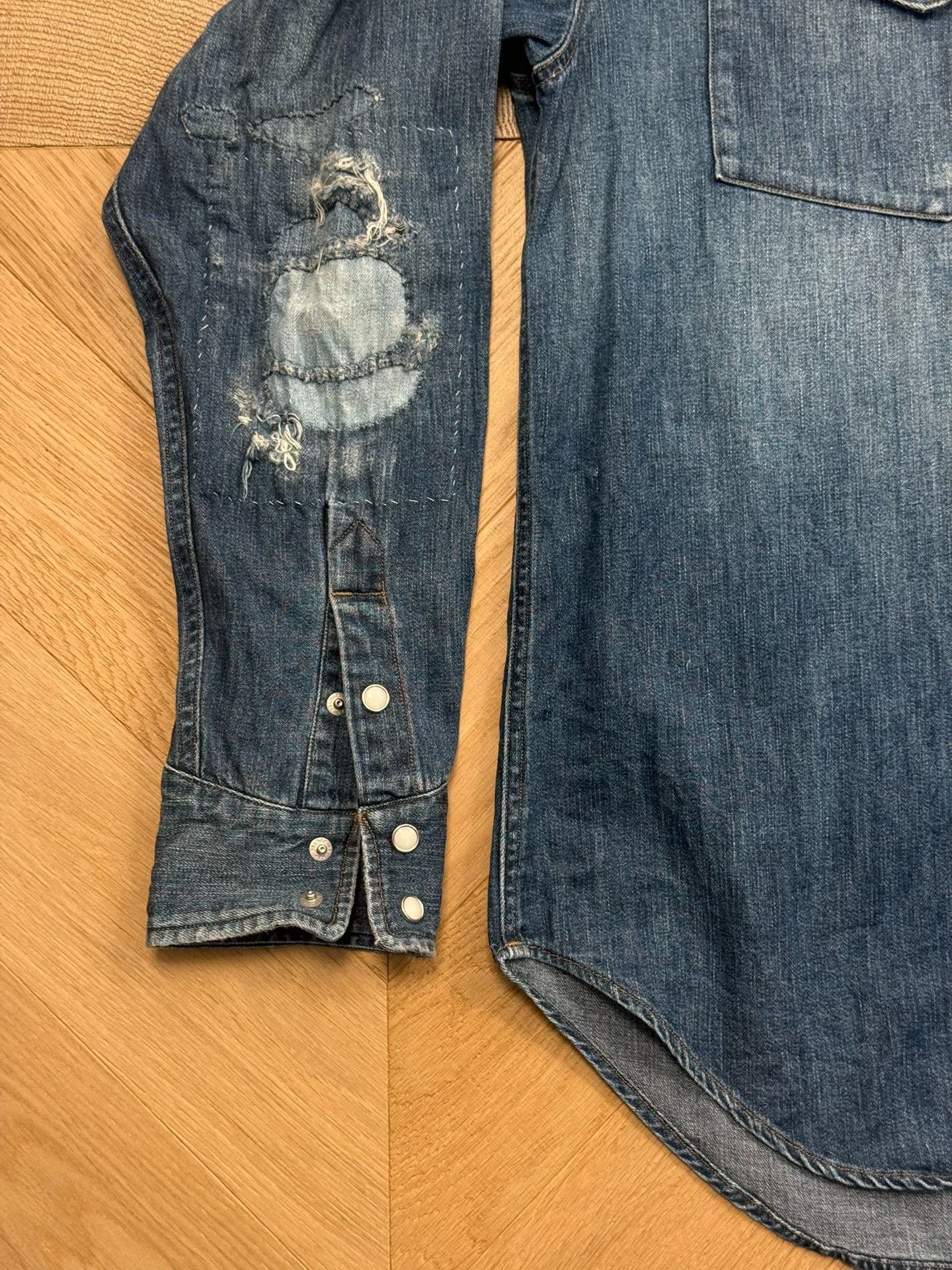 Old Joe Old Joe Distressed Washed Denim Shirt Size US M / EU 48-50 / 2 - 4 Thumbnail