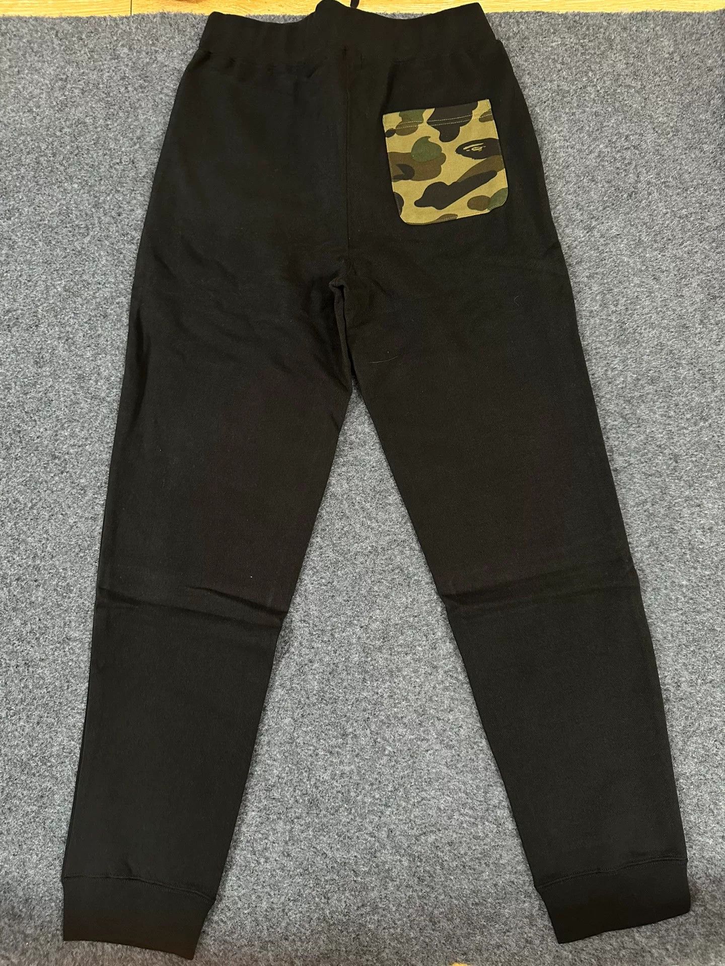 Bape Bape Multi Shark Pants Casual Designer Size US 34 / EU 50 - 2 Thumbnail