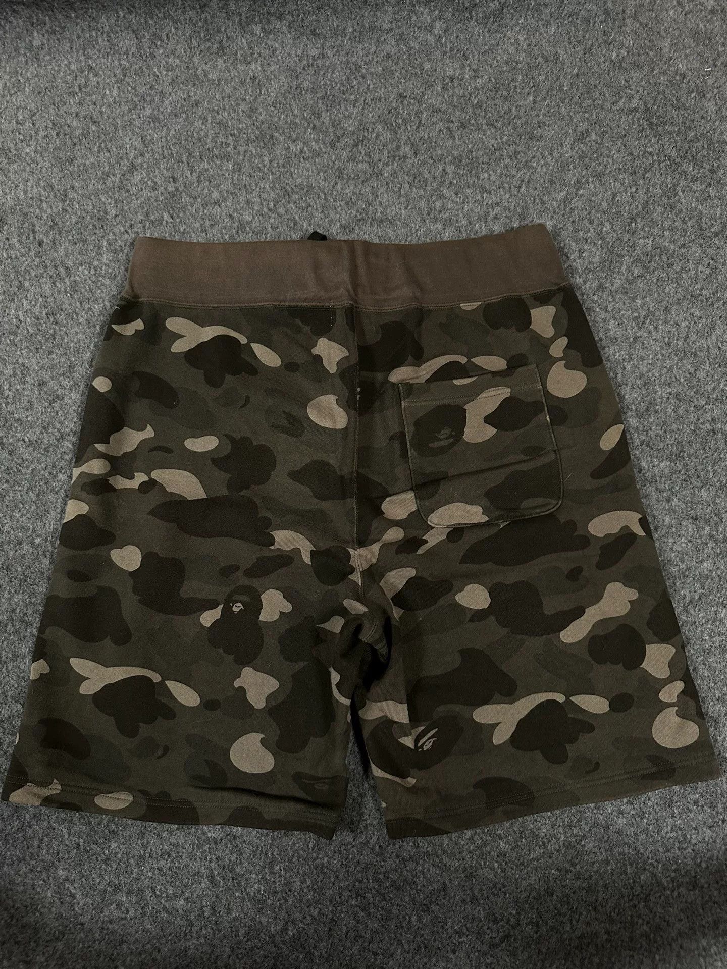 Bape Bape Multi Shark Shorts Designer Size US 36 / EU 52 - 2 Thumbnail