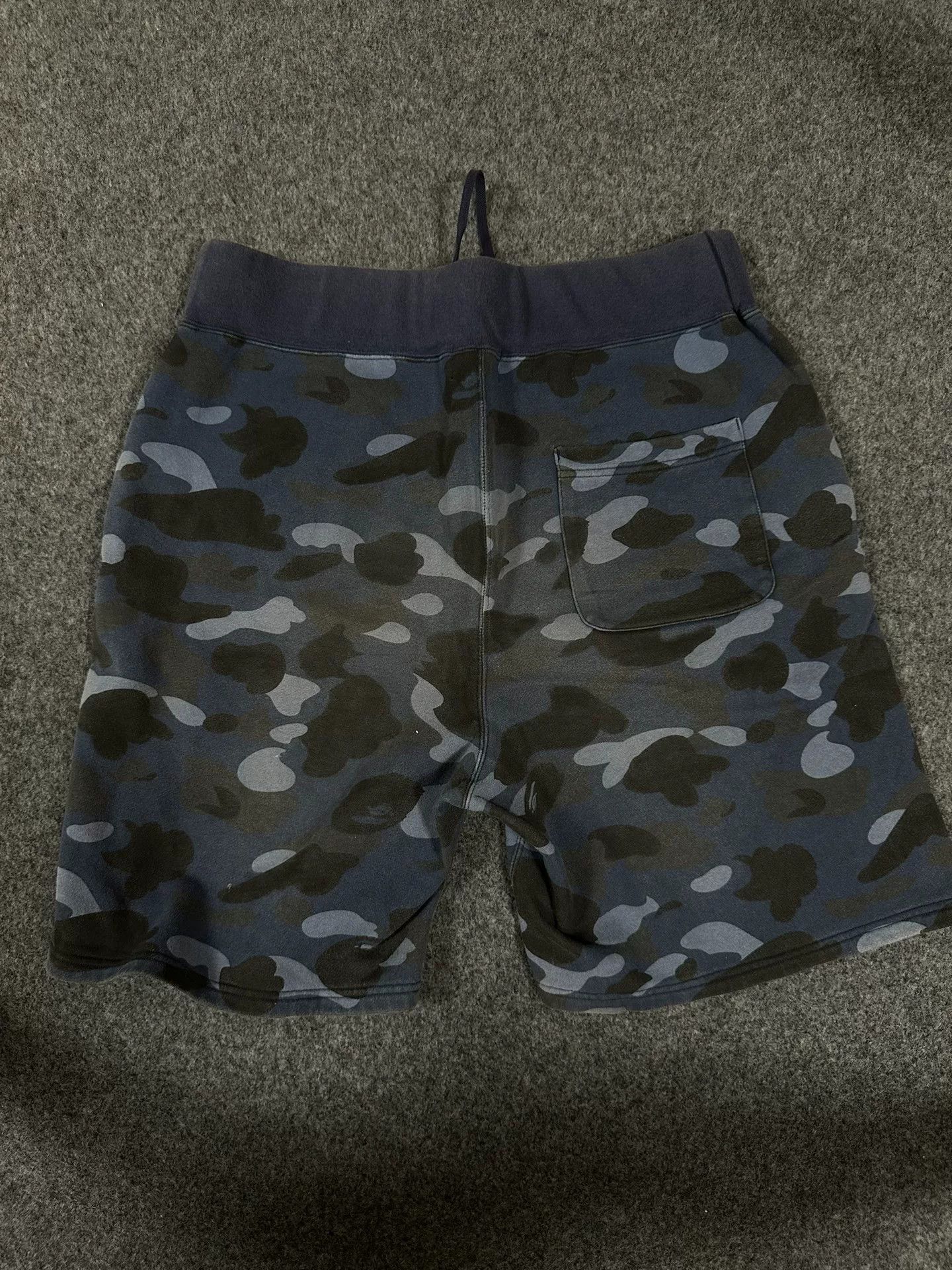 Bape Bape Multi Shark Shorts Designer Size US 38 / EU 54 - 2 Thumbnail