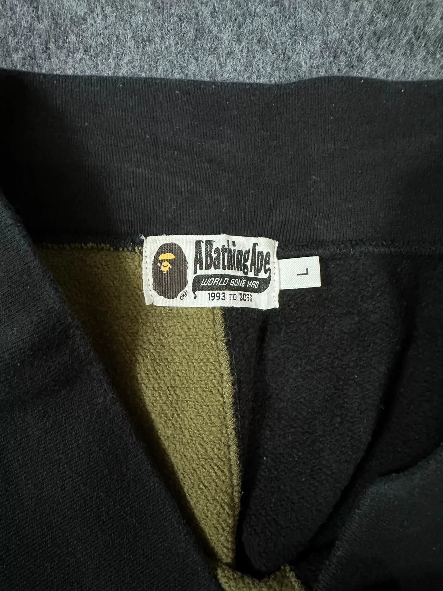 Bape Bape Multi Shark Shorts Designer Size US 34 / EU 50 - 3 Thumbnail