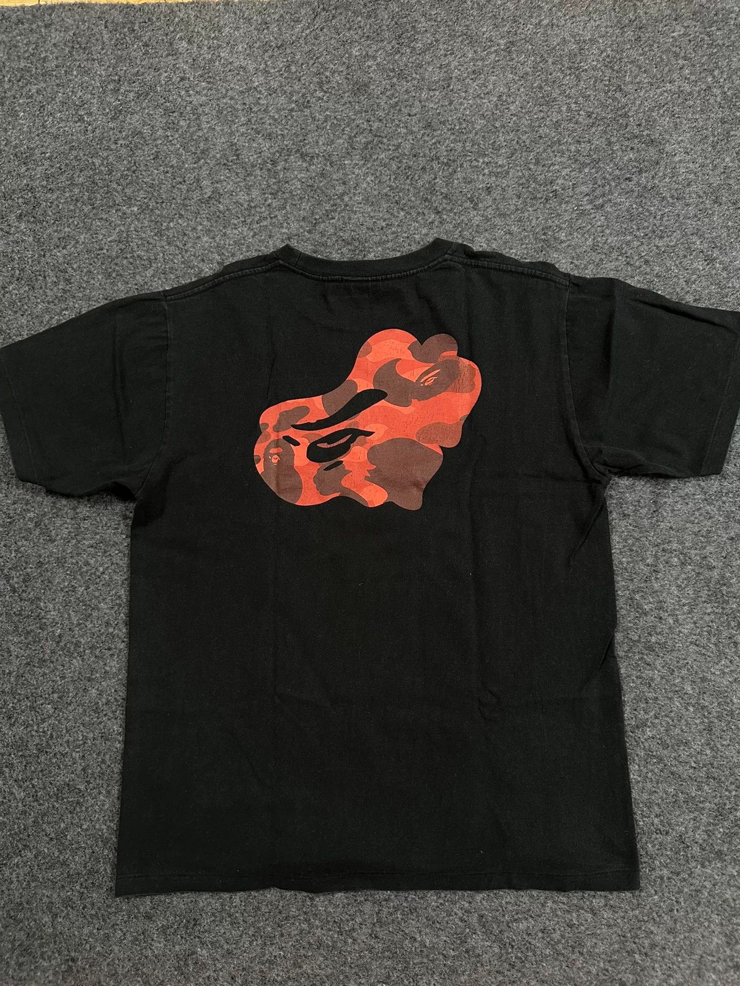 Bape Bape Multi Glow T-Shirt Casual Size US M / EU 48-50 / 2 - 2 Thumbnail