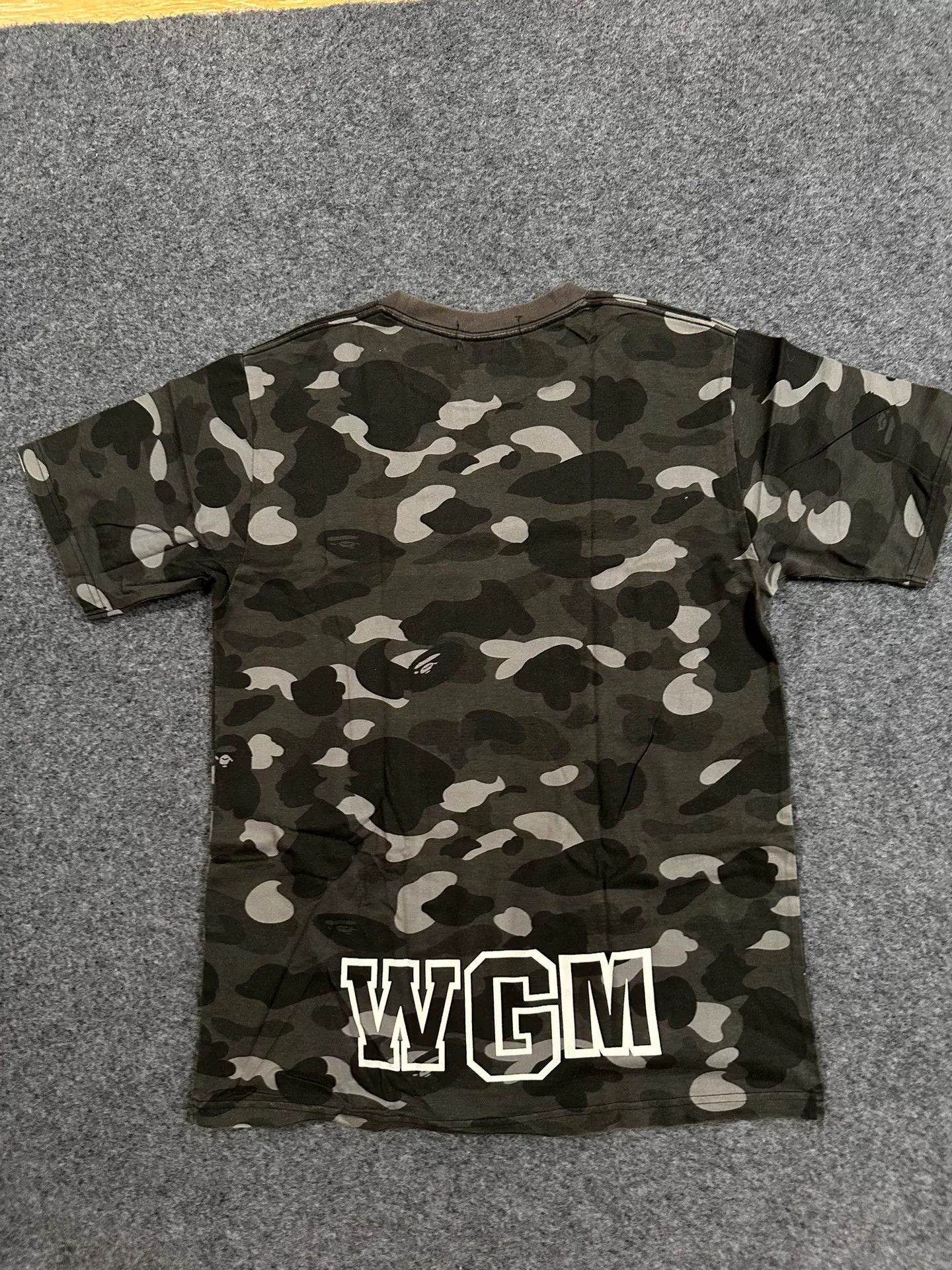 Bape Bape Multi Shark T-Shirt Casual Size US M / EU 48-50 / 2 - 2 Thumbnail