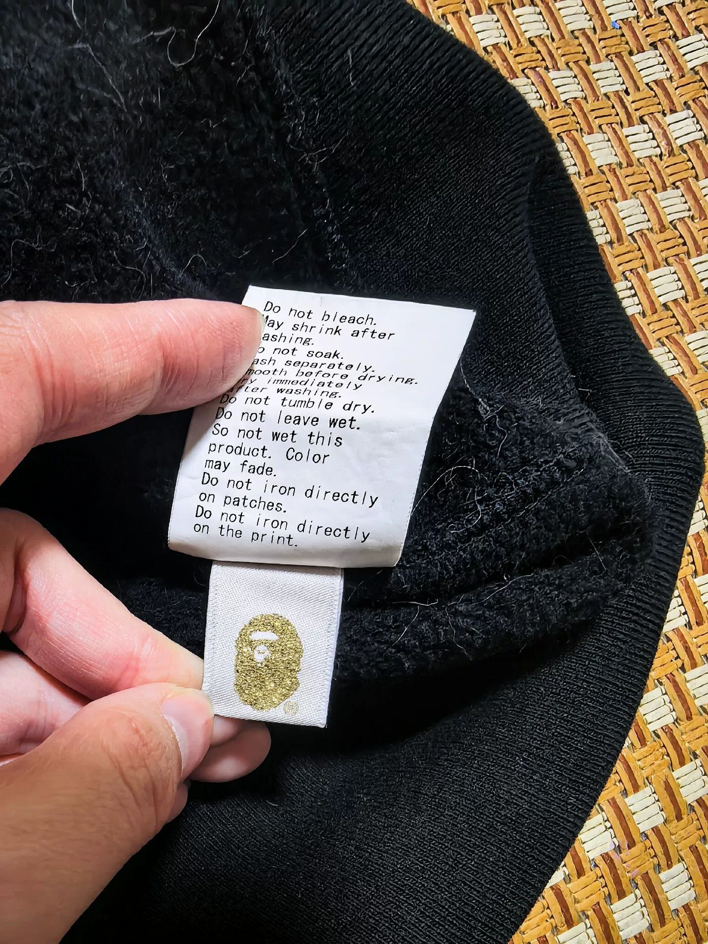 Bape Bape Multi Shark Sweatshirt Pullover Size US L / EU 52-54 / 3 - 3 Thumbnail