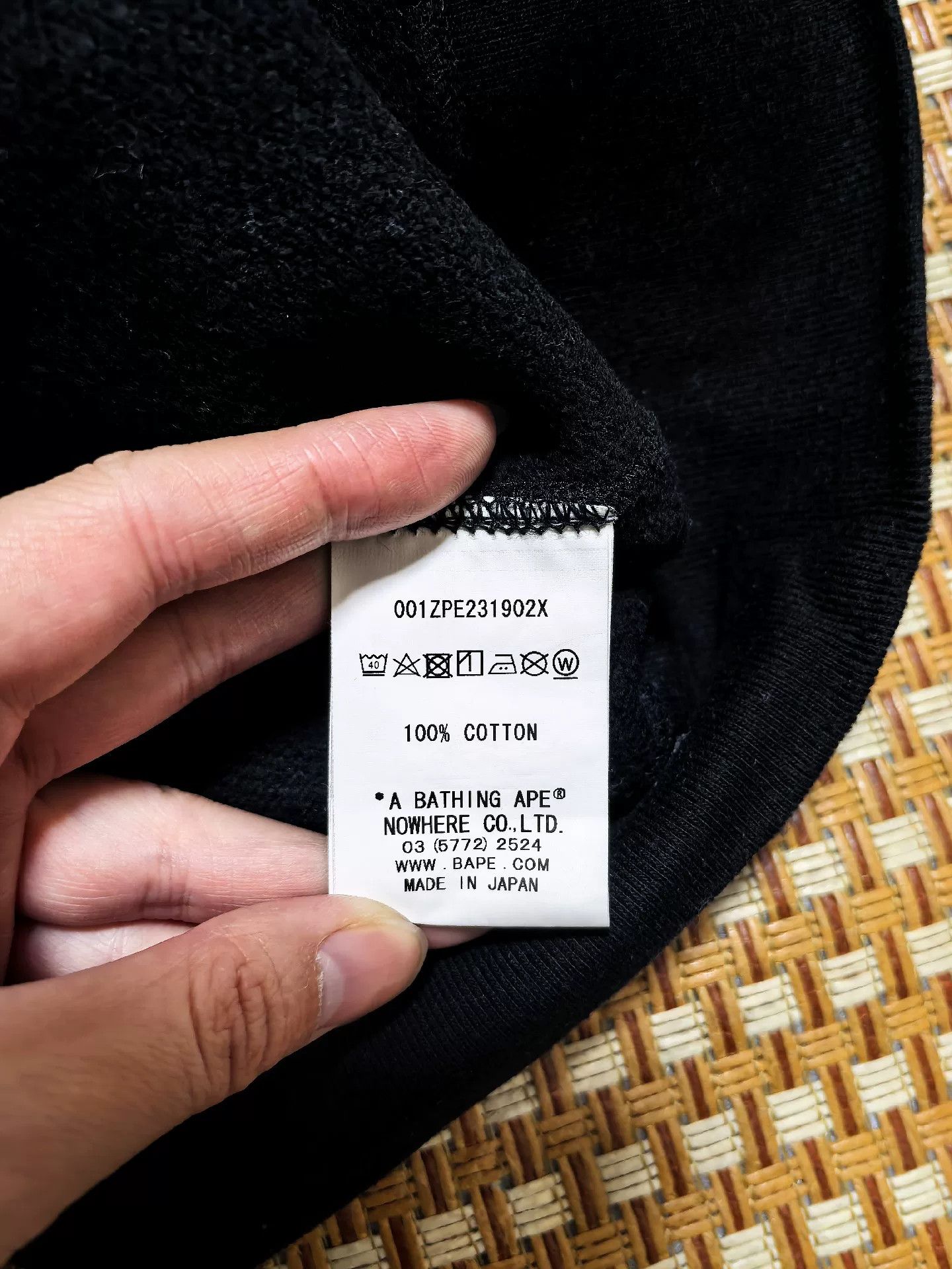 Bape Bape Multi Shark Sweatshirt Pullover Size US L / EU 52-54 / 3 - 4 Thumbnail