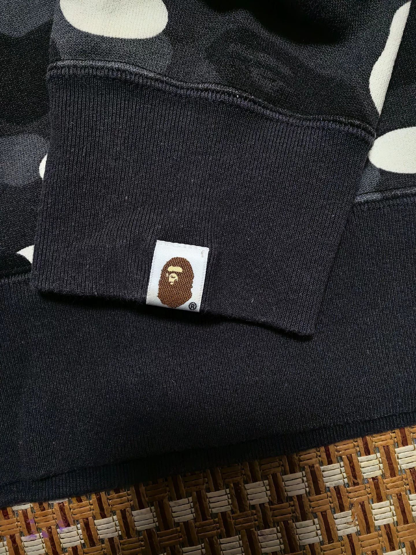 Bape Bape Multi Shark Sweatshirt Pullover Size US L / EU 52-54 / 3 - 5 Thumbnail