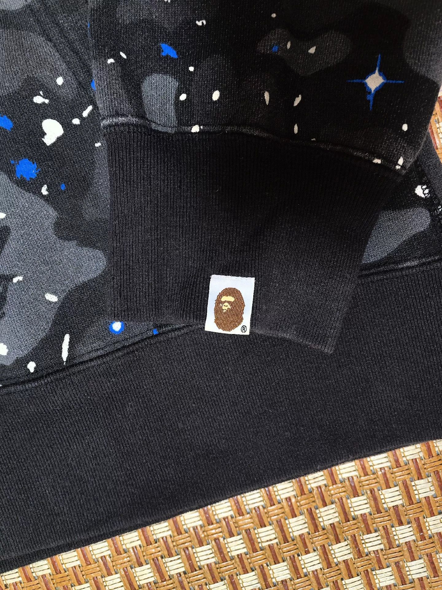 Bape Bape Multi Shark Sweatshirt Pullover Size US L / EU 52-54 / 3 - 3 Thumbnail