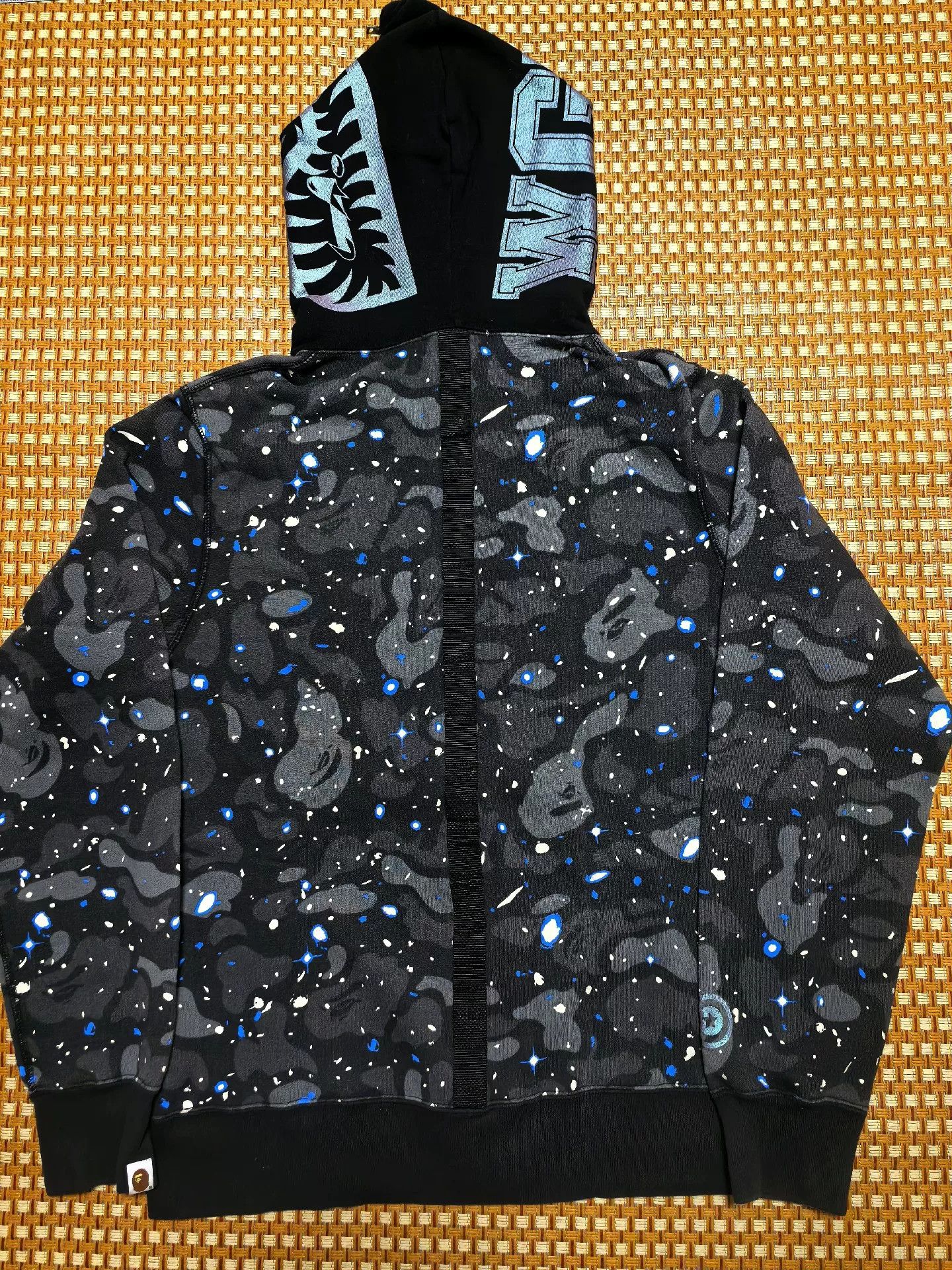 Bape Bape Multi Shark Sweatshirt Pullover Size US L / EU 52-54 / 3 - 2 Thumbnail