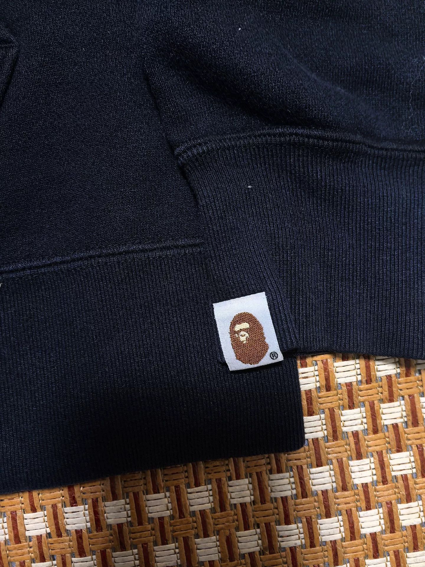 Bape Bape Multi Shark Sweatshirt Pullover Size US L / EU 52-54 / 3 - 5 Thumbnail