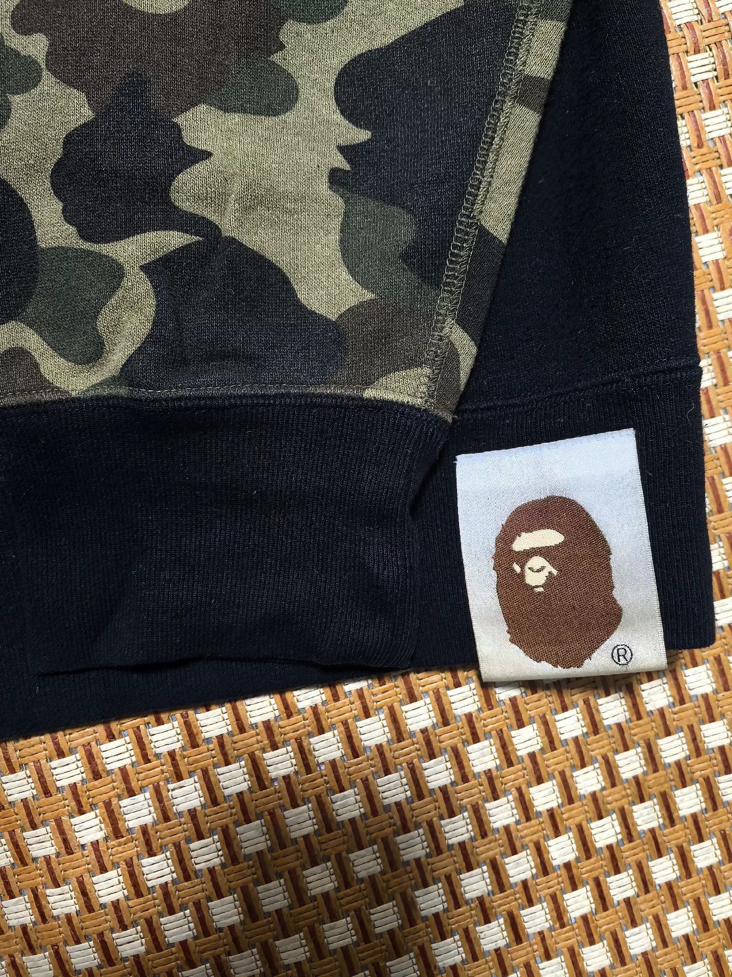 Bape Bape Multi Shark Sweatshirt Pullover Size US L / EU 52-54 / 3 - 5 Thumbnail