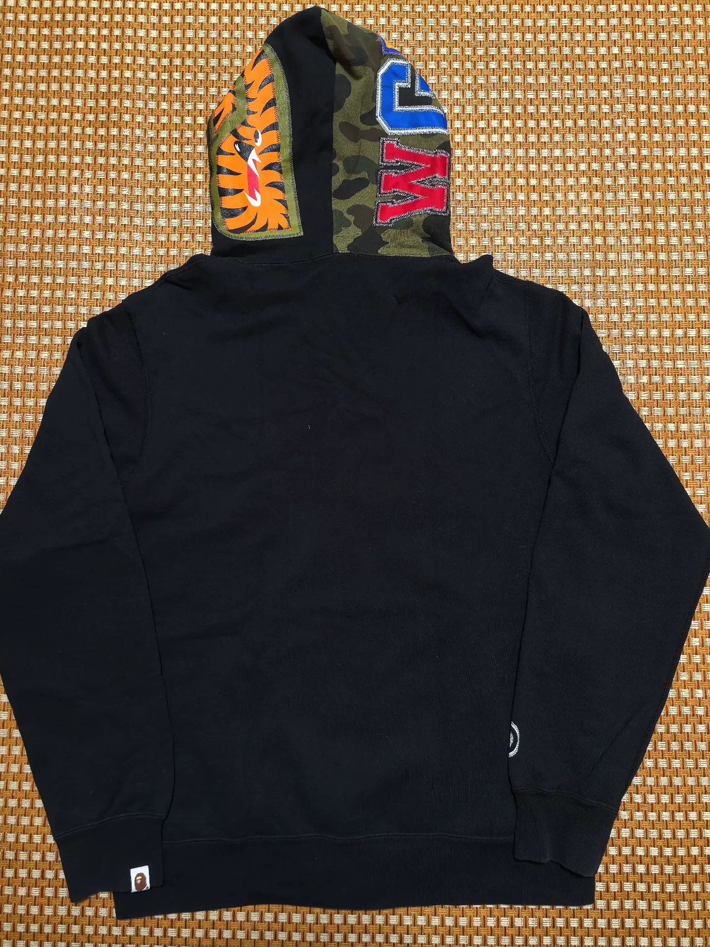 Bape Bape Multi Shark Sweatshirt Pullover Size US XL / EU 56 / 4 - 2 Thumbnail