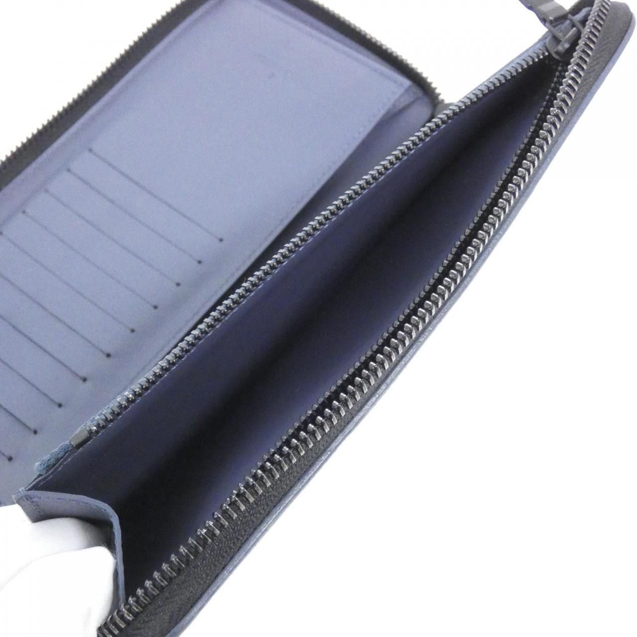 Louis Vuitton Louis Vuitton Louis Vuitton Monogram Shadow Long Wallet Leather Long Wallet M82322 DUTY FREE for USA Size ONE SIZE - 9 Thumbnail