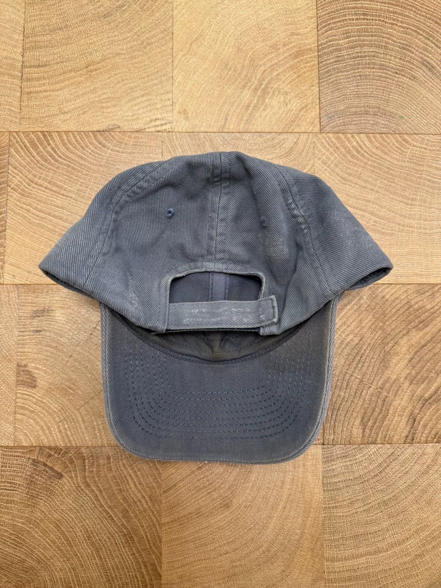 Balenciaga Balenciaga 24SS Blue-Purple Destroyed Logo Cap Size ONE SIZE - 3 Thumbnail