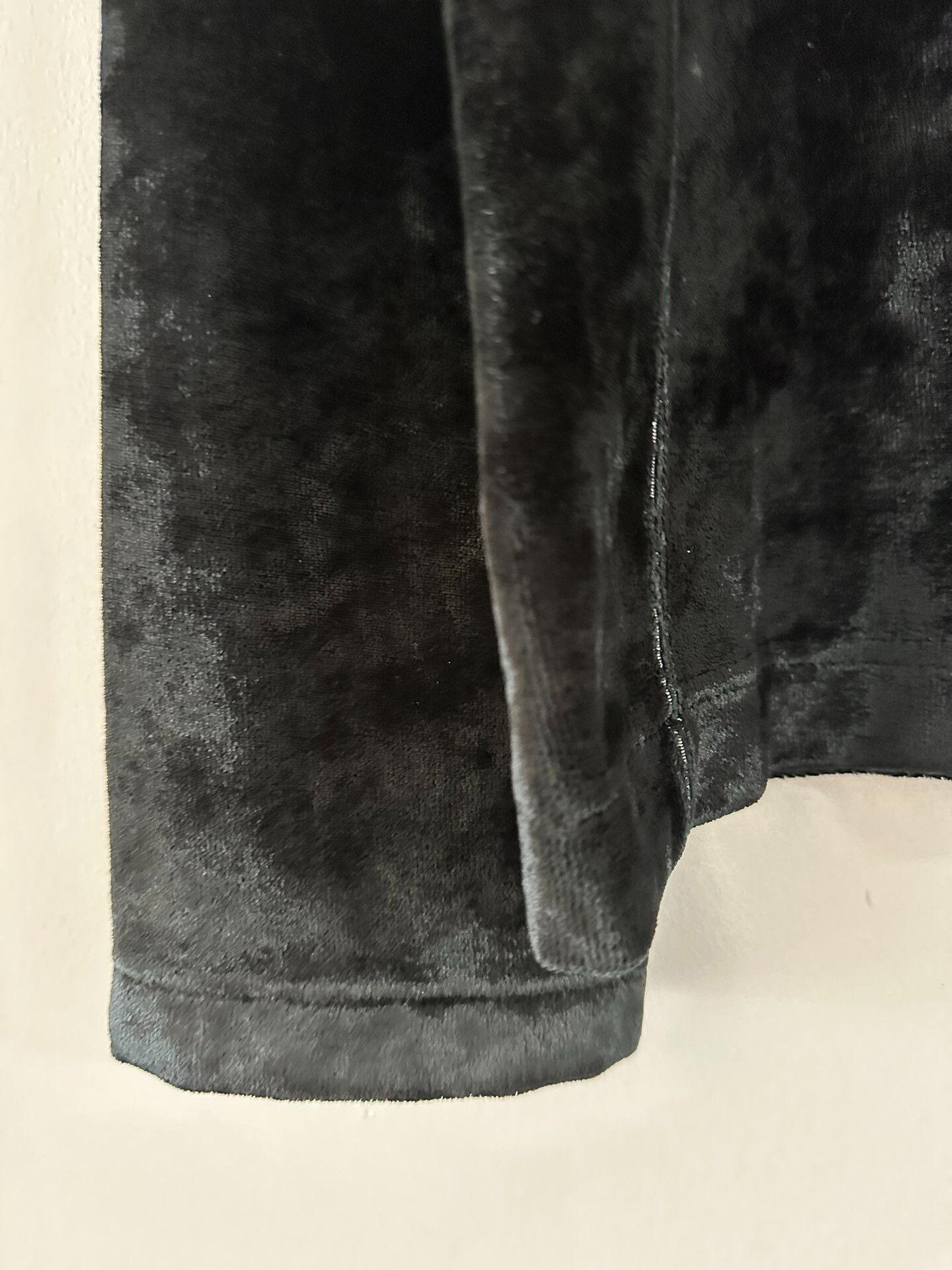 Mastermind Japan Mastermind Japan MMJ Velvet Anti-War Long-Sleeve Tee Size US M / EU 48-50 / 2 - 8 Thumbnail