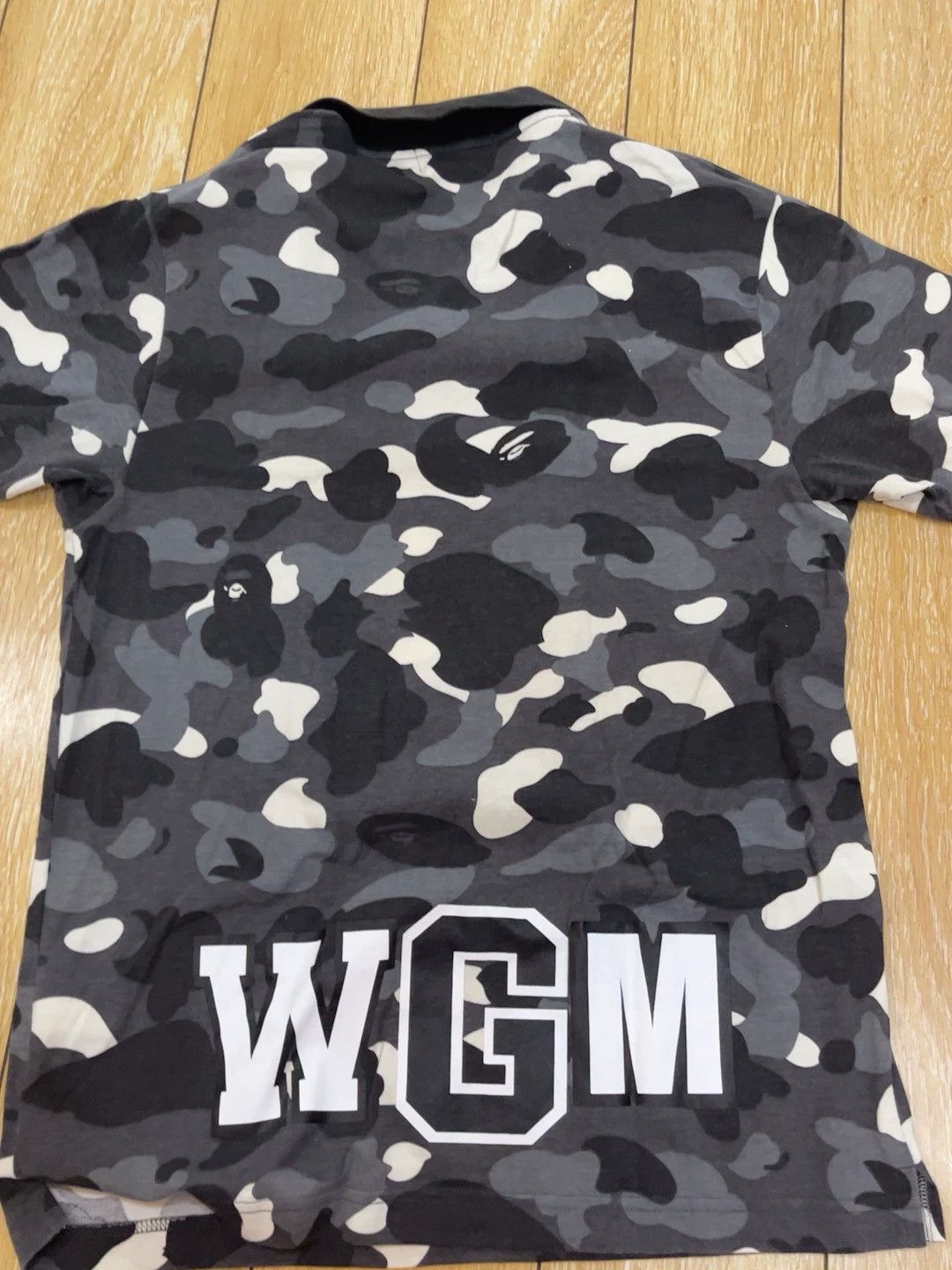 Bape Bape Shark T-Shirt Casual Short Sleeve Size US L / EU 52-54 / 3 - 4 Thumbnail