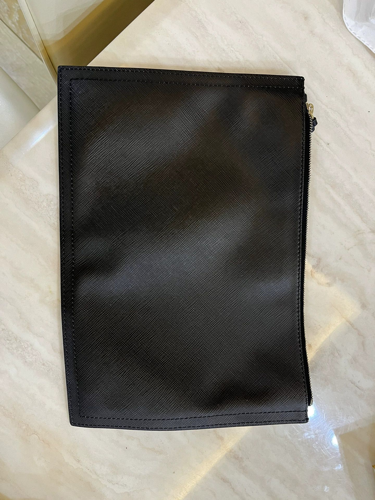 Givenchy Givenchy Item Designer Casual Streetwear Size ONE SIZE - 2 Thumbnail