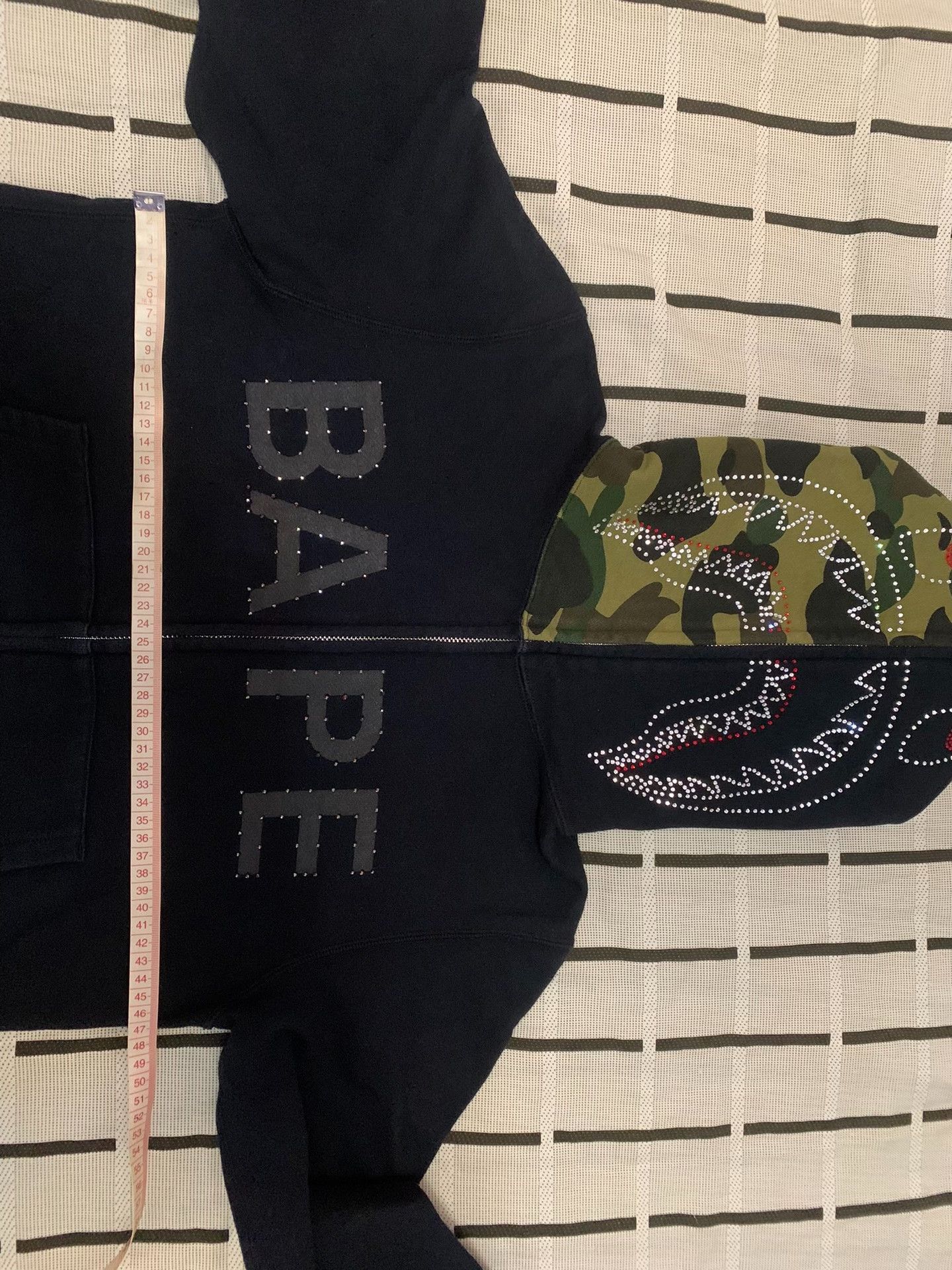 Bape Bape Shark Camo Green Light Jacket S Men Size US S / EU 44-46 / 1 - 9 Thumbnail