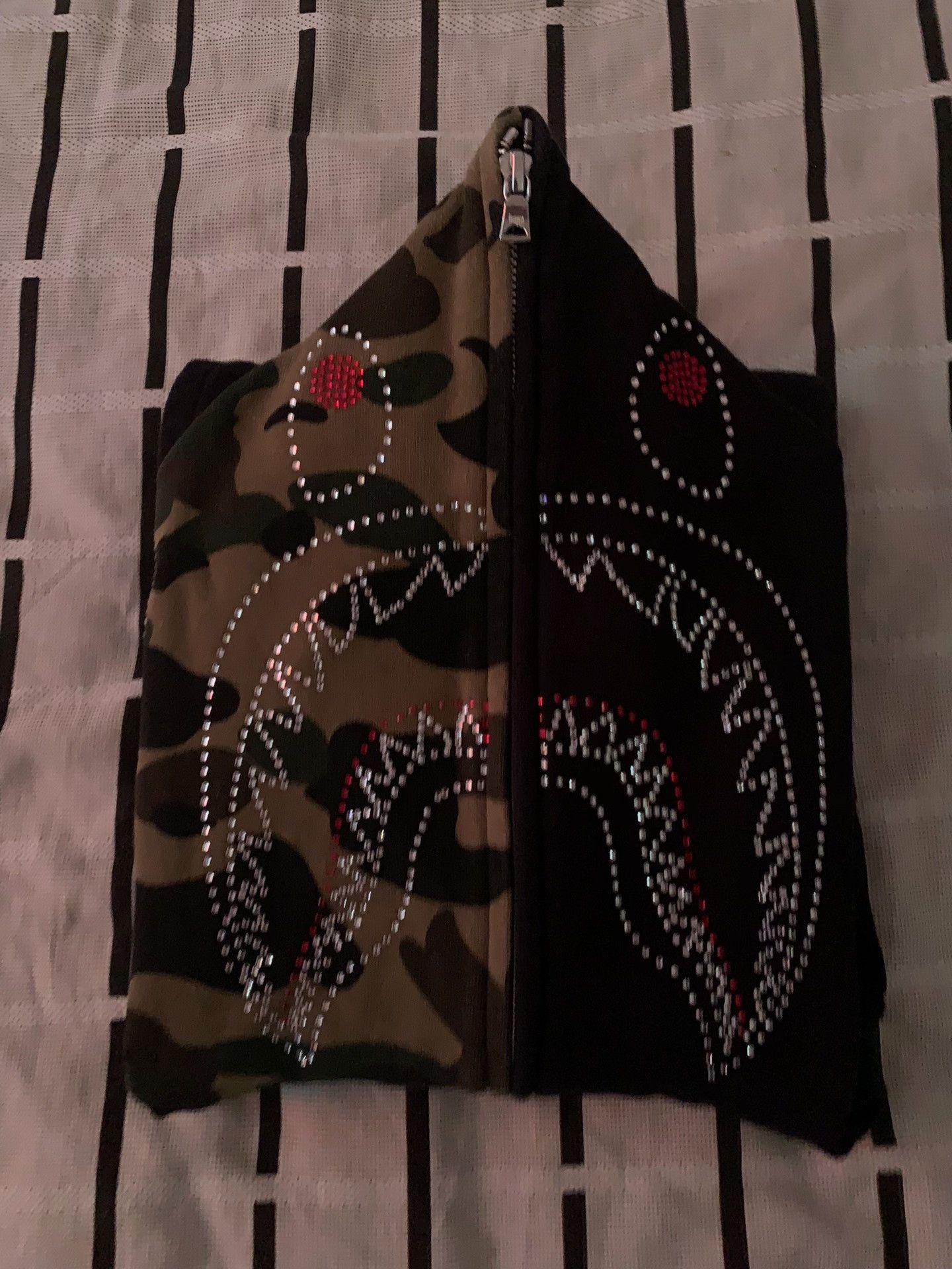 Bape Bape Shark Camo Green Light Jacket S Men Size US S / EU 44-46 / 1 - 4 Thumbnail
