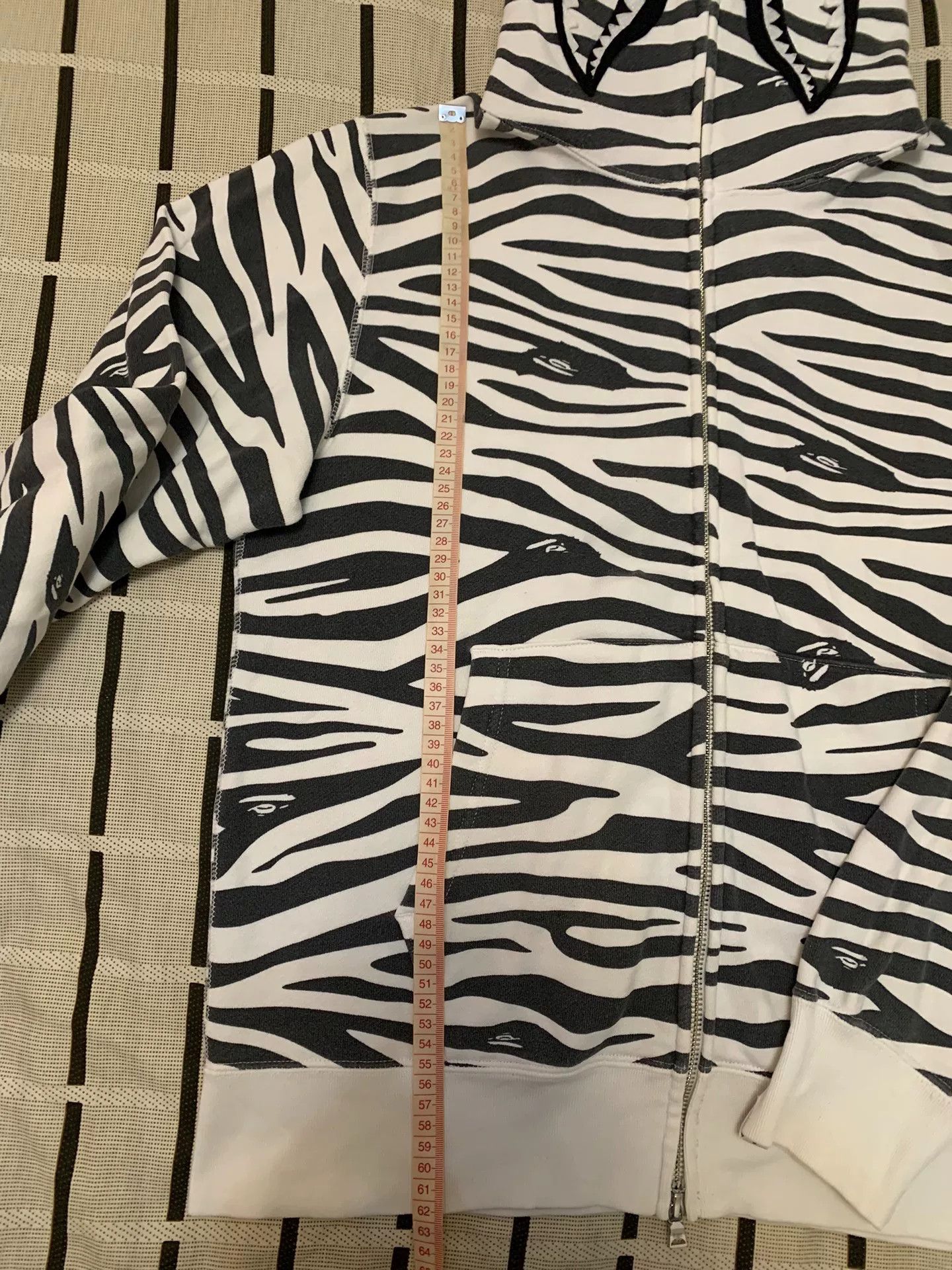 Bape Bape Shark Zebra Striped Light Jacket M Men Size US M / EU 48-50 / 2 - 8 Thumbnail