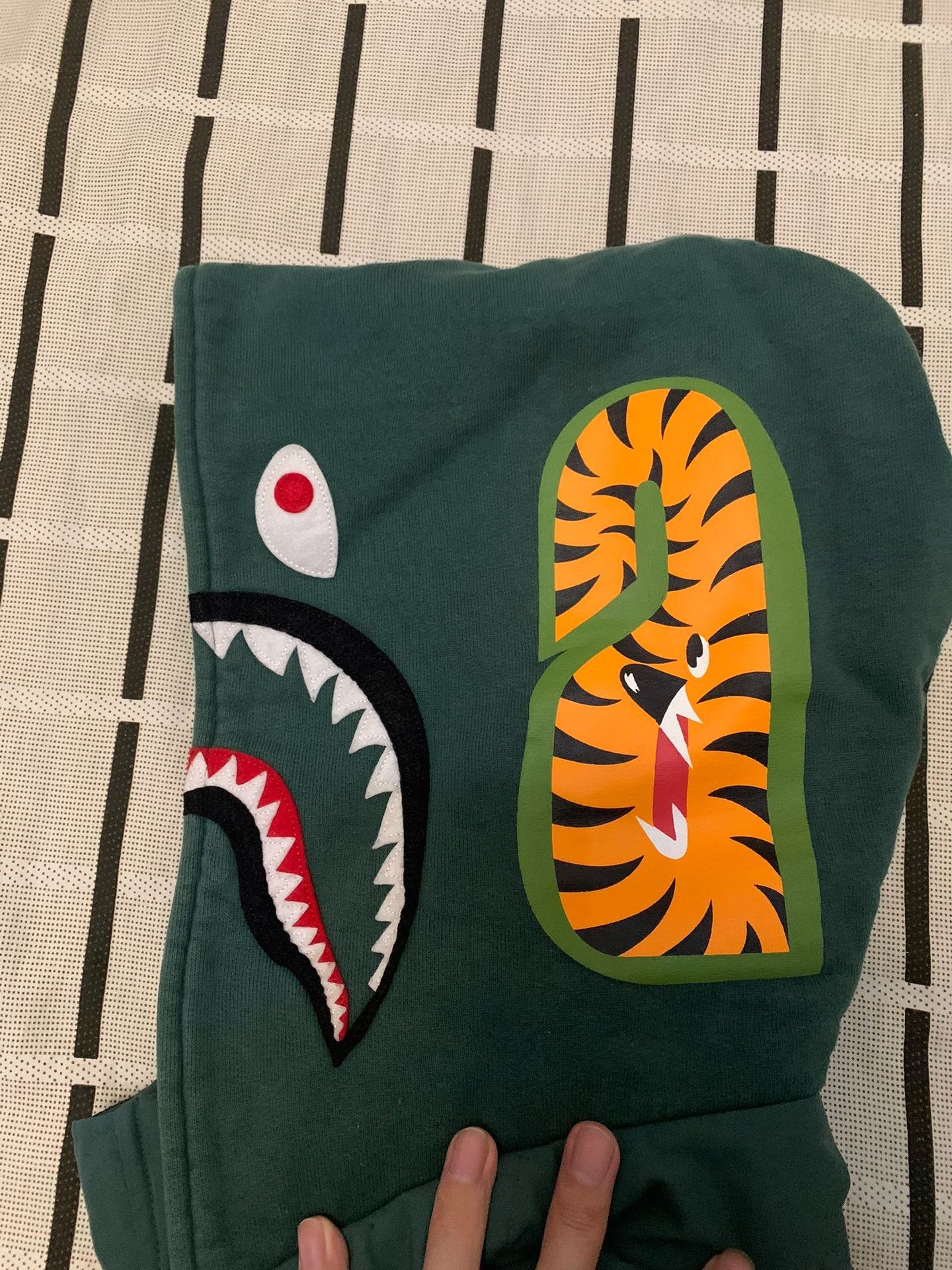 Bape Bape Shark Camo Green Heavy Coat M Men Size US M / EU 48-50 / 2 - 3 Thumbnail