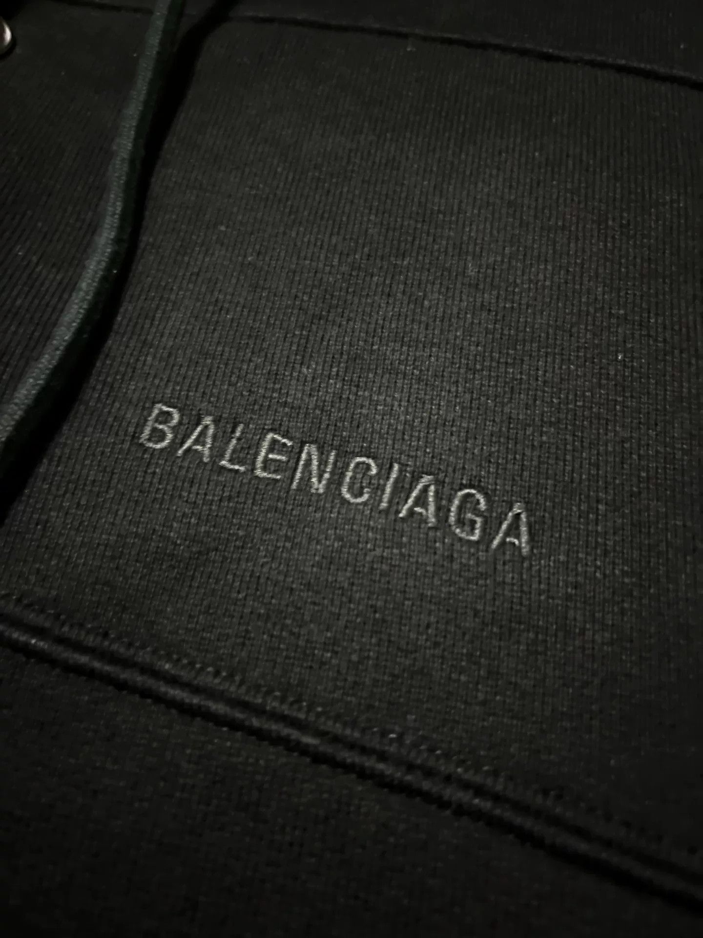 Balenciaga Balenciaga Logo Embroidered Check Hooded Sweatshirt Size US S / EU 44-46 / 1 - 2 Thumbnail