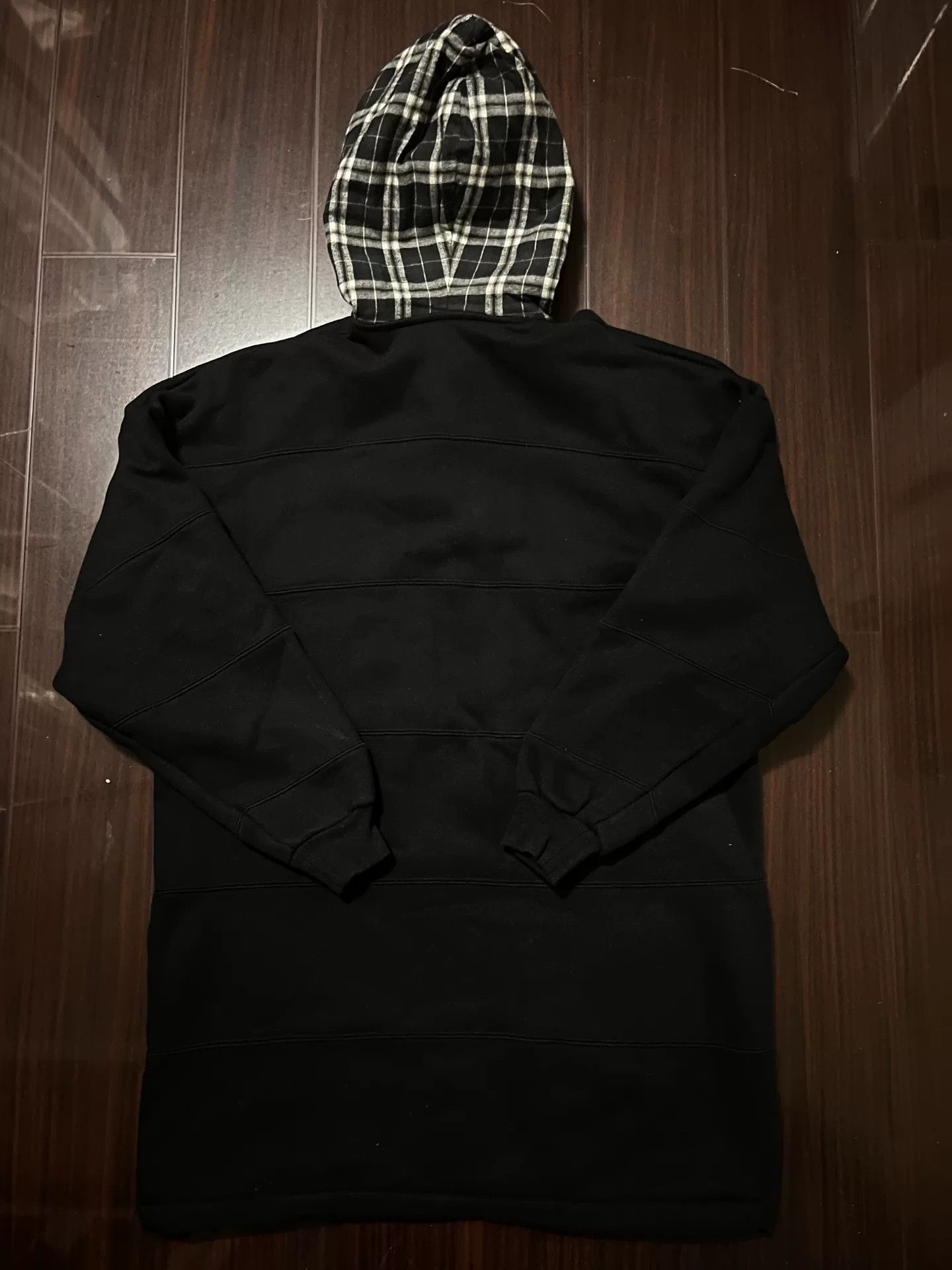 Balenciaga Balenciaga Logo Embroidered Check Hooded Sweatshirt Size US S / EU 44-46 / 1 - 5 Thumbnail