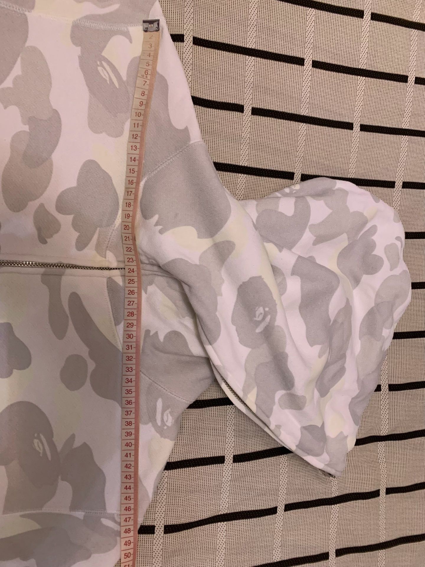 Bape Bape Camo Glow White Light Jacket L Men Size US L / EU 52-54 / 3 - 9 Thumbnail