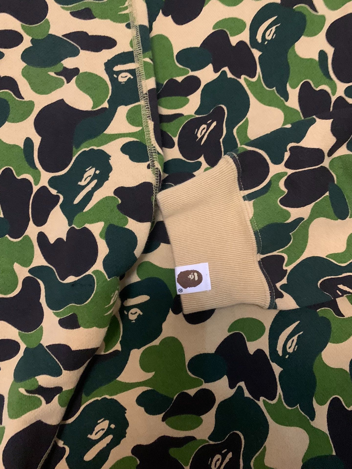 Bape Bape Shark Camo Green Light Jacket S Men Size US S / EU 44-46 / 1 - 6 Thumbnail